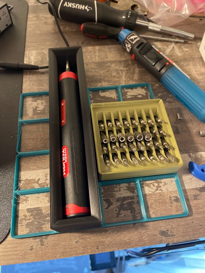 Hypertough 4v powered screwdriver gridfinity holder