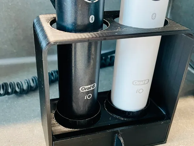 Electric toothbrush stand with drip tray