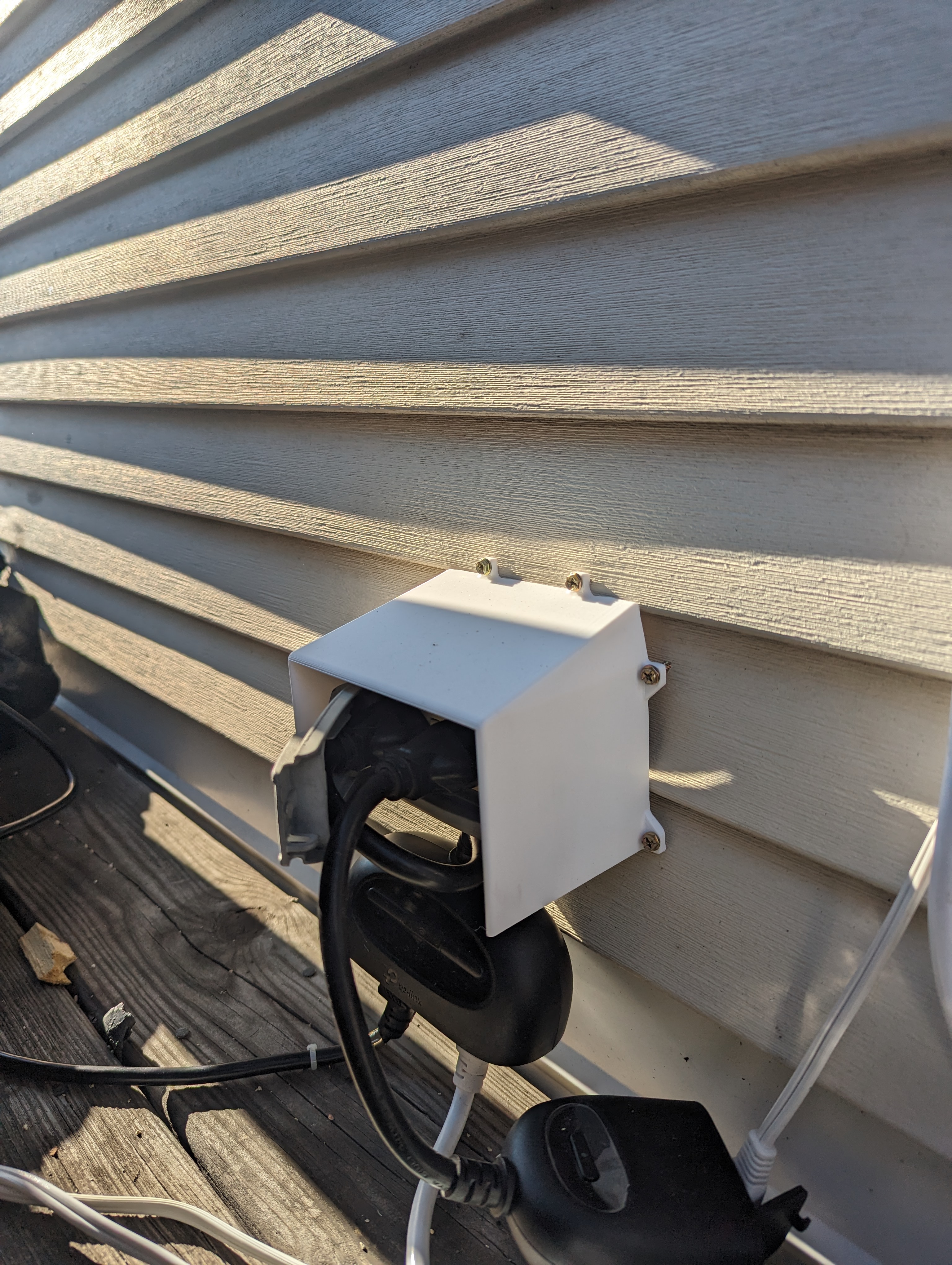Outdoor Power Outlet Rain Cover