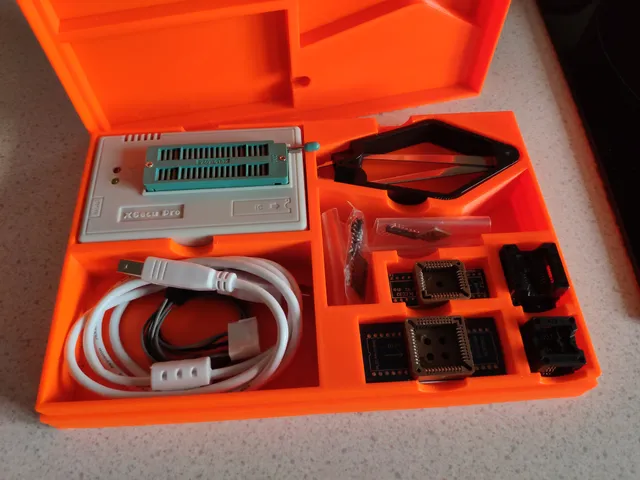 TL866 II EPROM Programmer and accessories box with lid