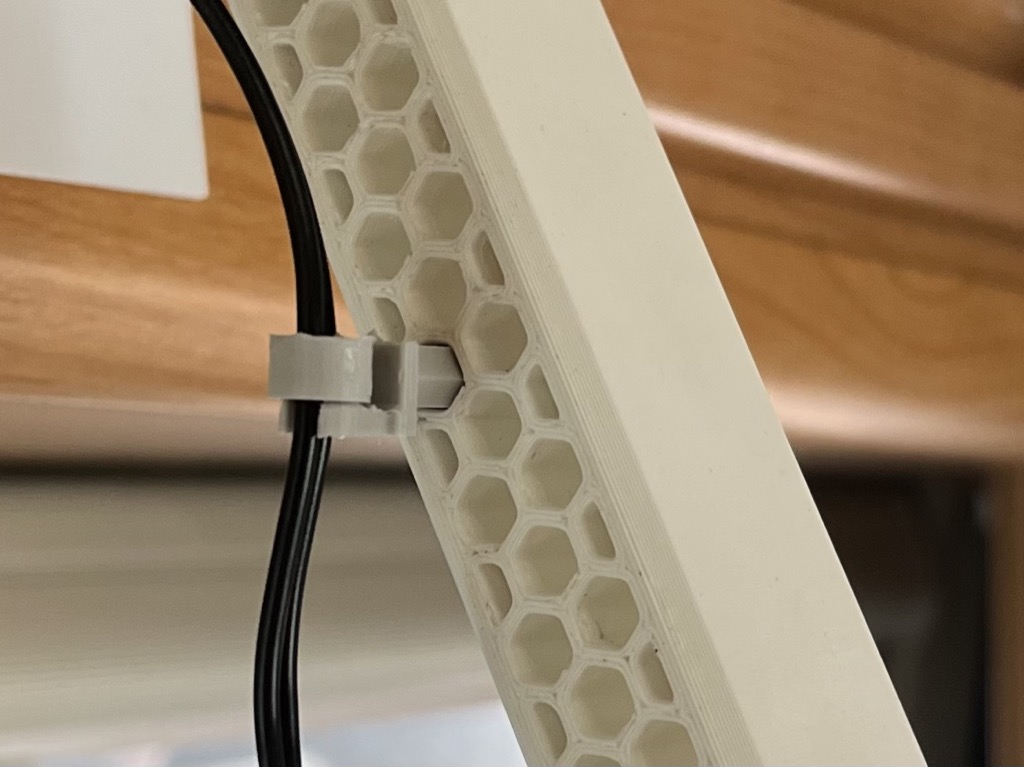 a-cable-holder-for-small-multifunction-arm-see-remixed-projects-to-see