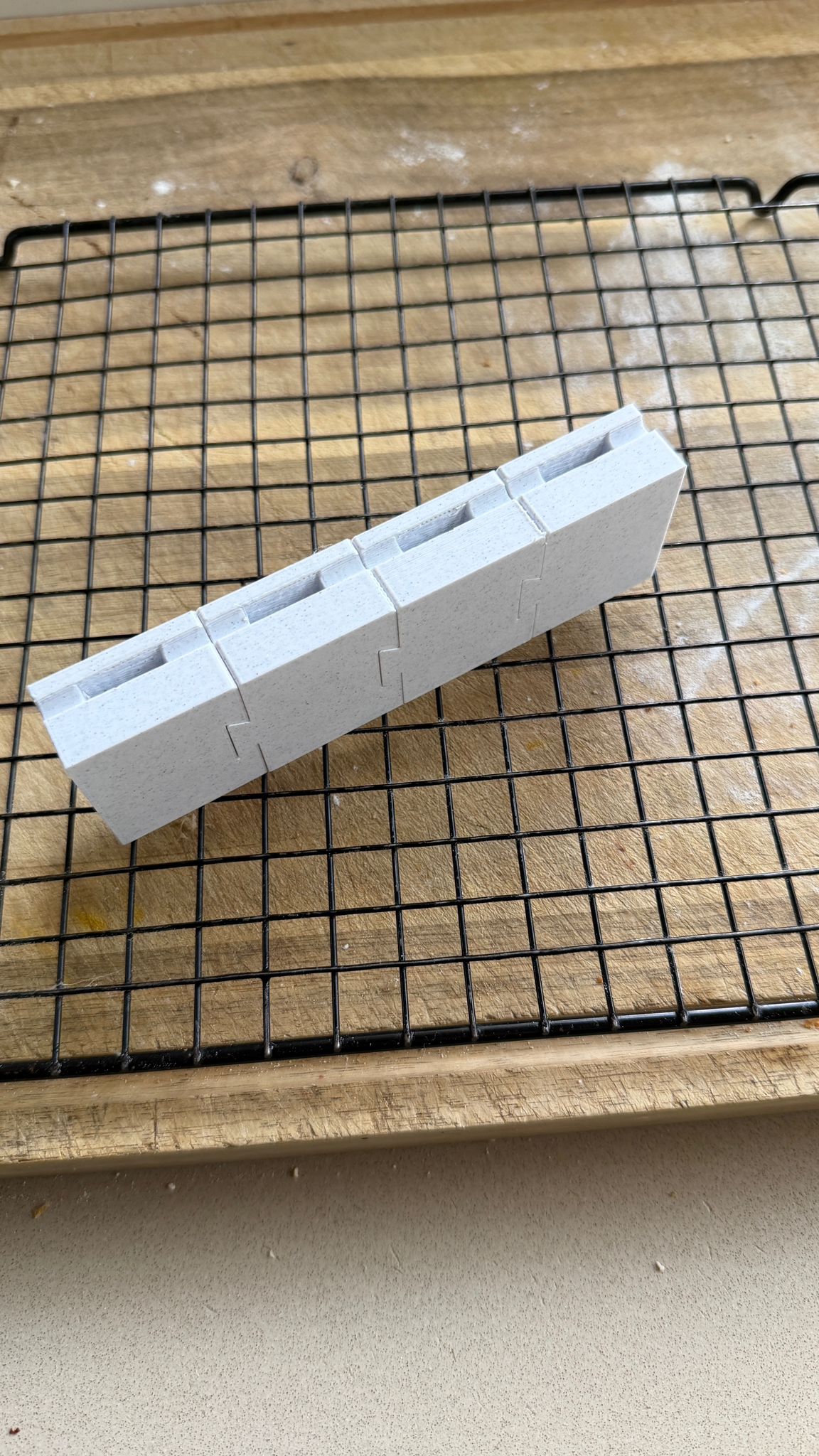 Cooling net raiser