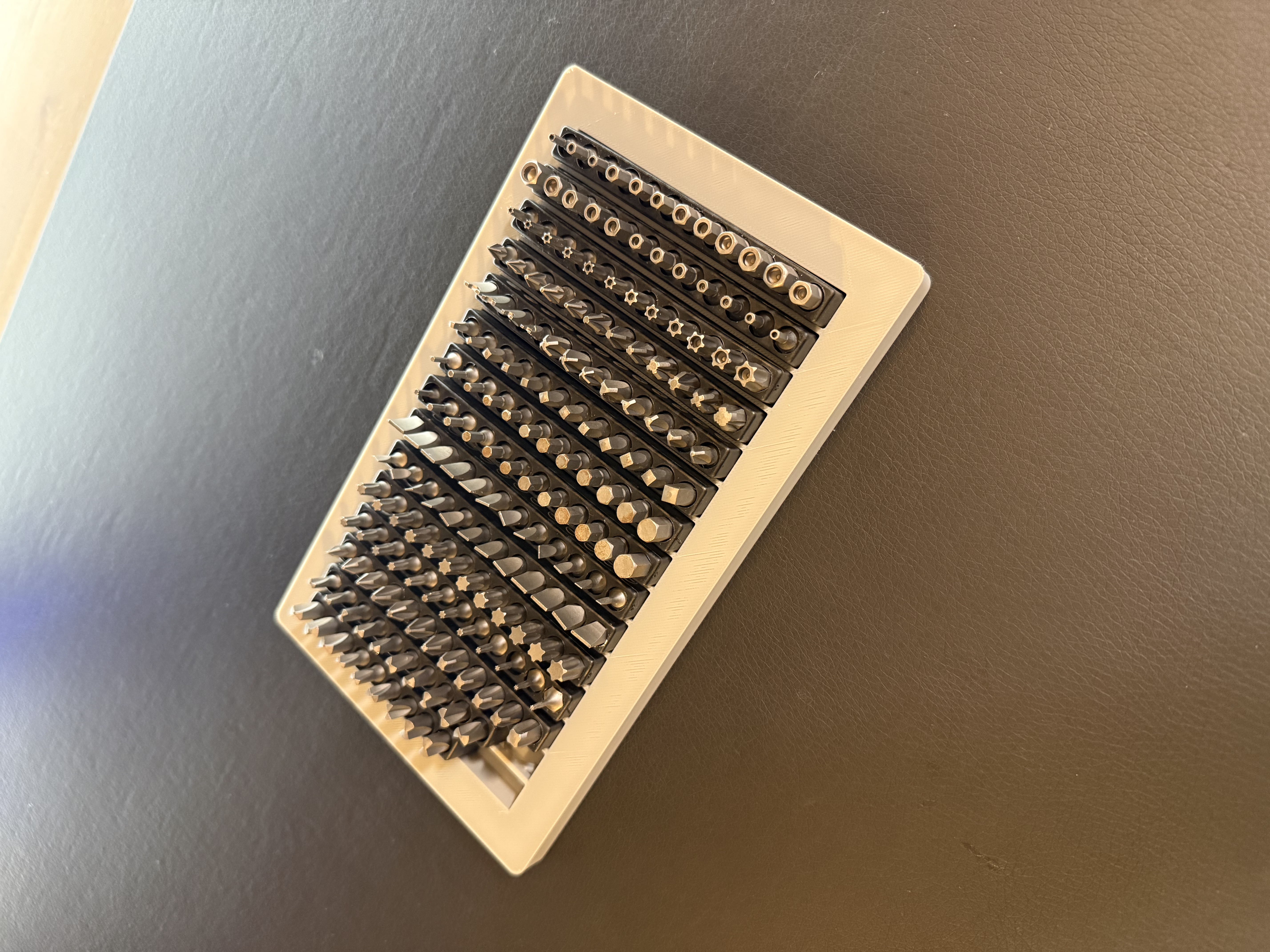 Screwdriver Bit Tray (with gridfinity)