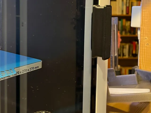 Door handle for Snapmaker U1