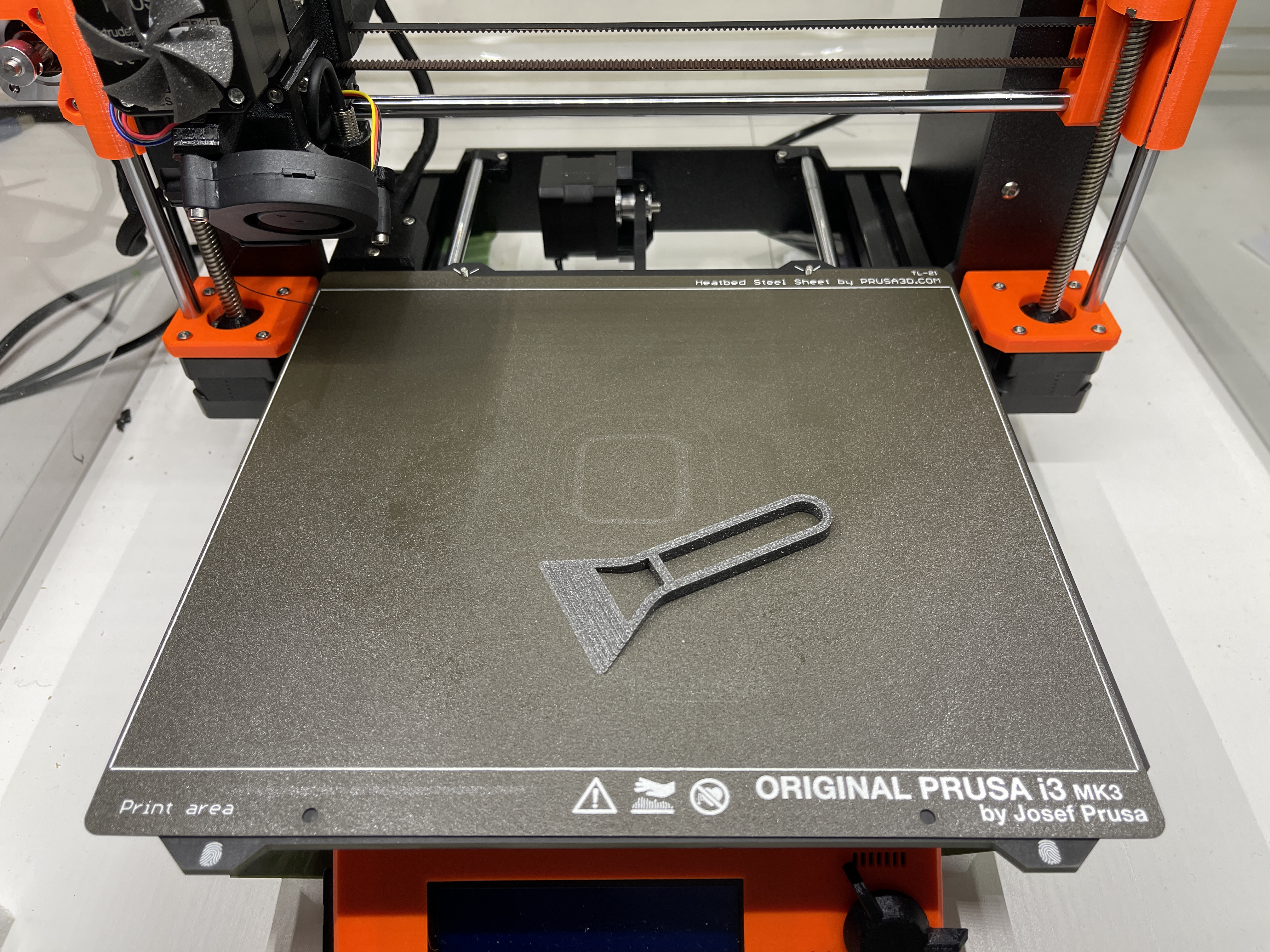 Bed scraper - fast print 15min - minimal filament usage 3g 3D model thumbnail