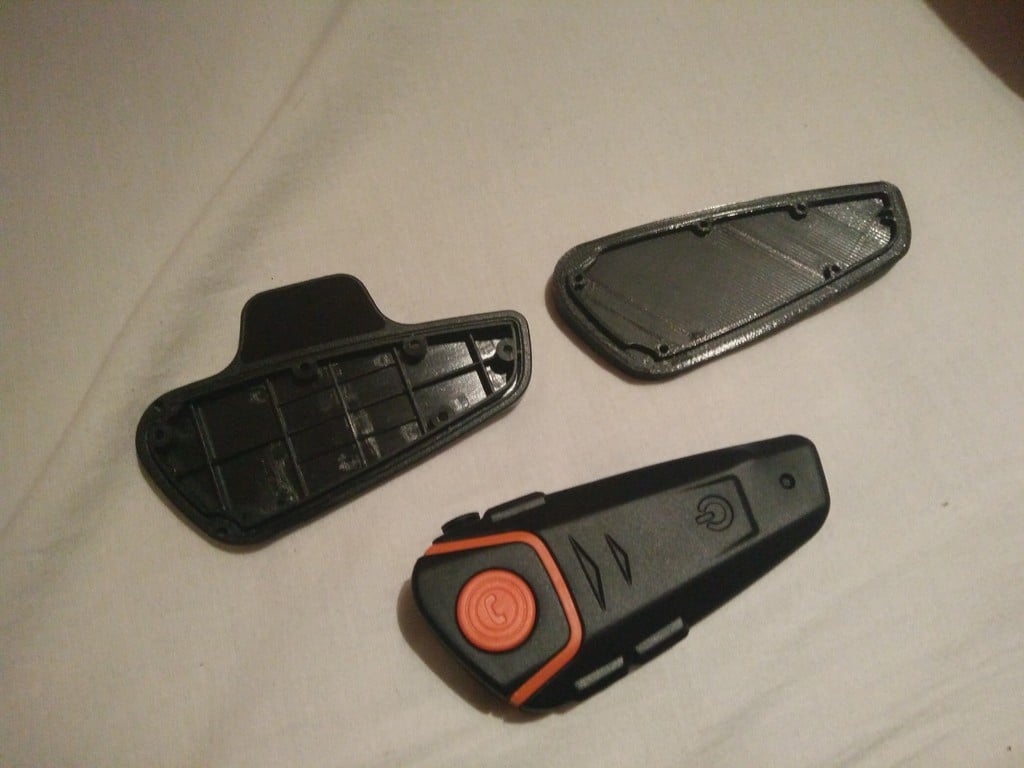 BT-S2 intercom backplate - velcro only !