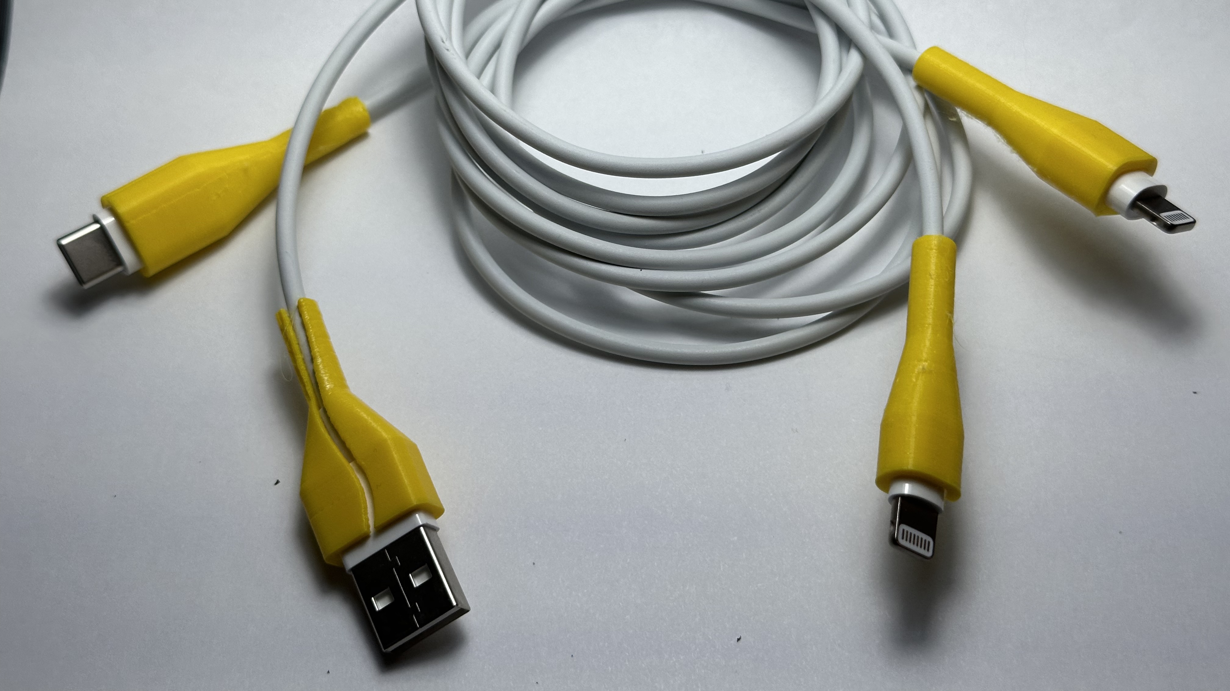 Cable Saver for TPU by RascalHoudi Download free STL model