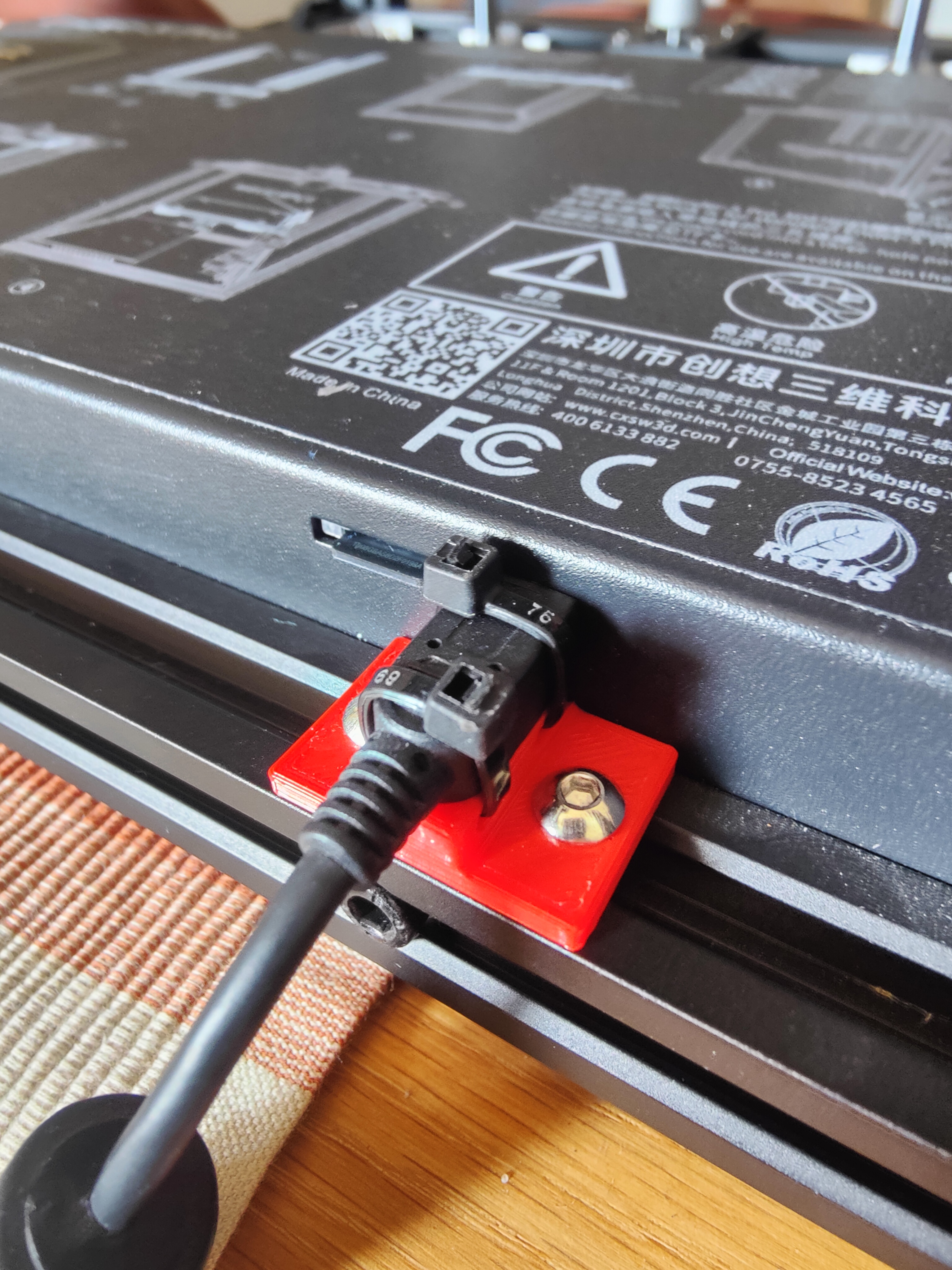 Ender 5 Pro - USB cable lock
