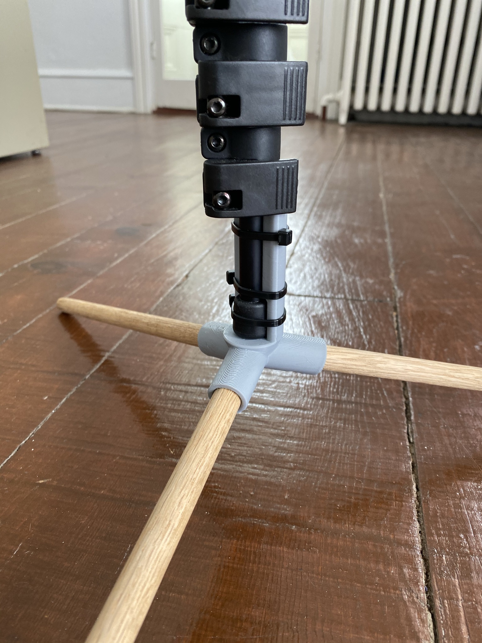 Monopod Tripod Conversion