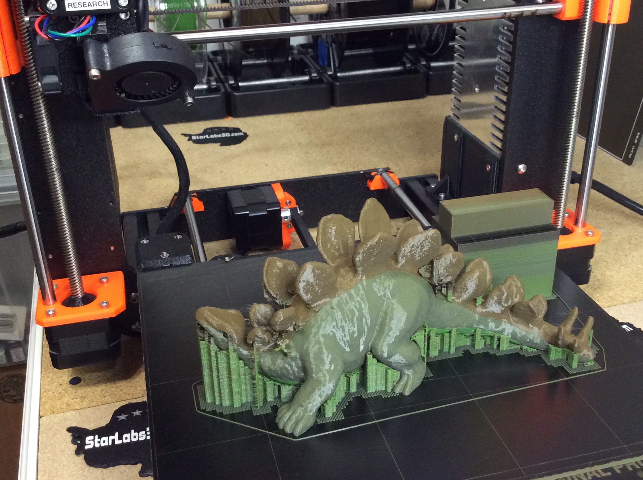 Stegosaurus — miniatura 6