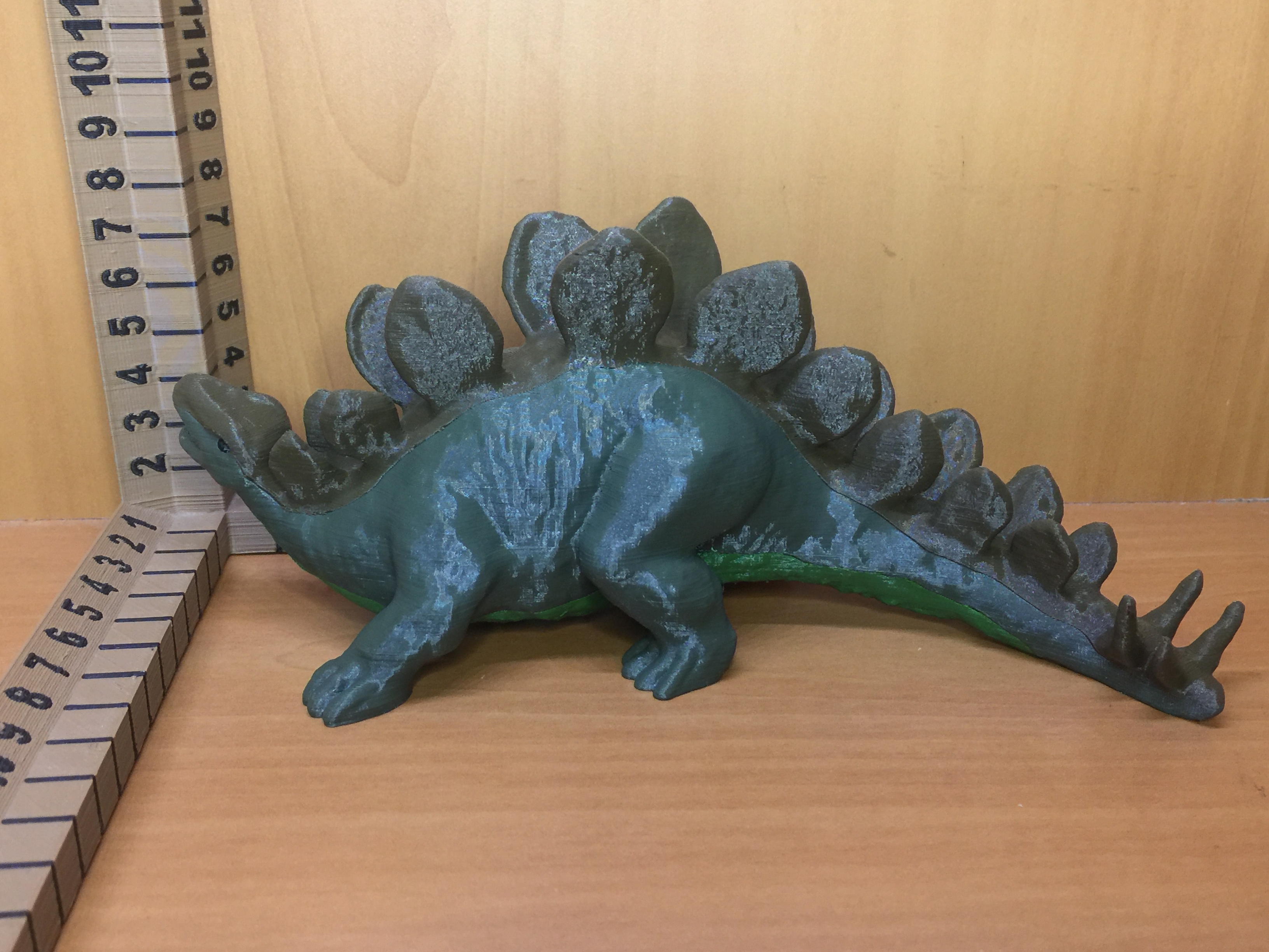 Stegosaurus — miniatura 4