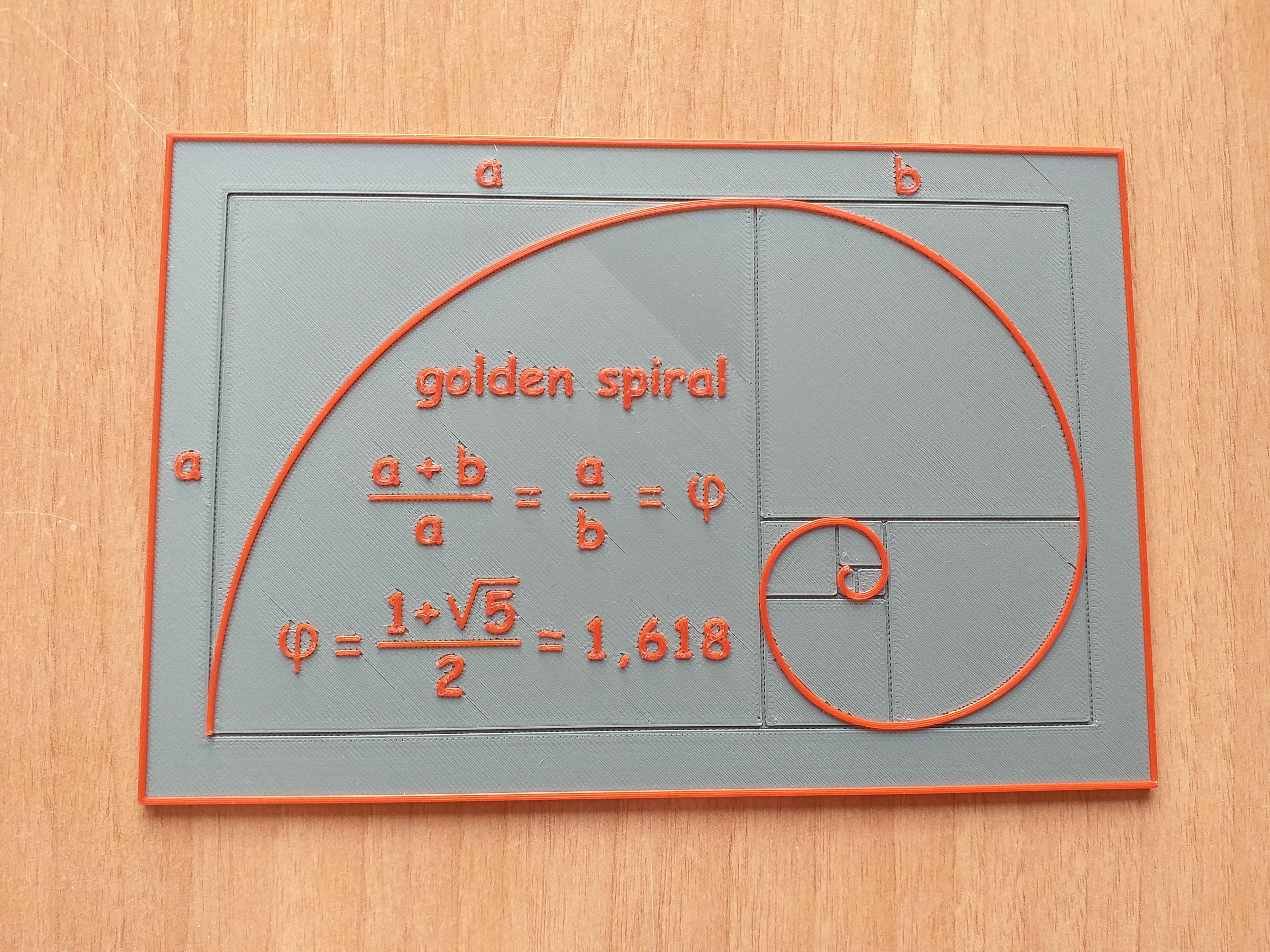 Golden Spiral / Espiral Àuria