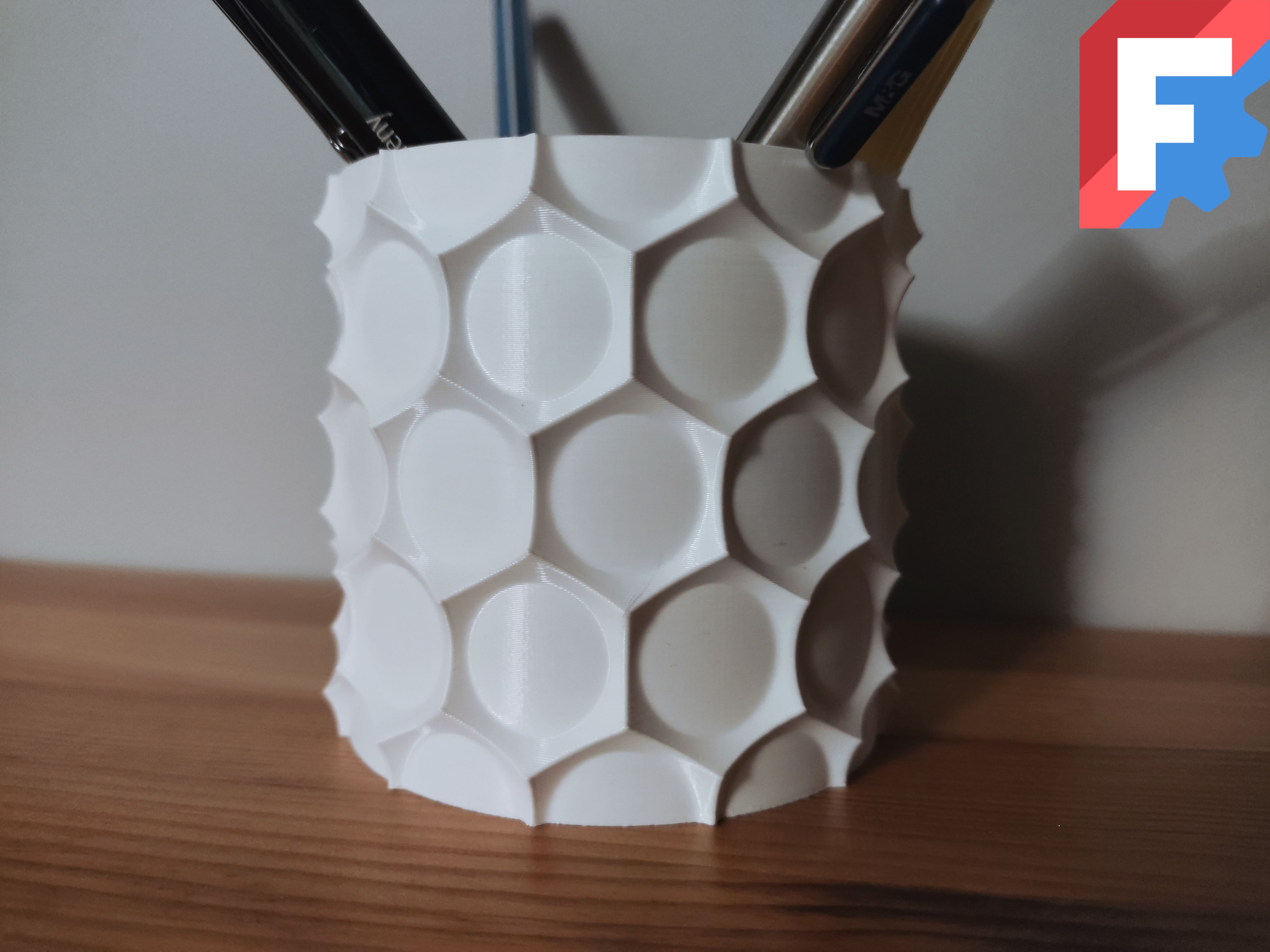 Parametric Plant Pots / Vases / Pen Holders (Anti Sphere Designs)