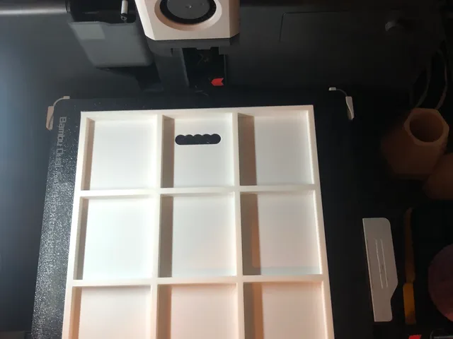 Parametric Floating Frame for HueForge Filament Paintings