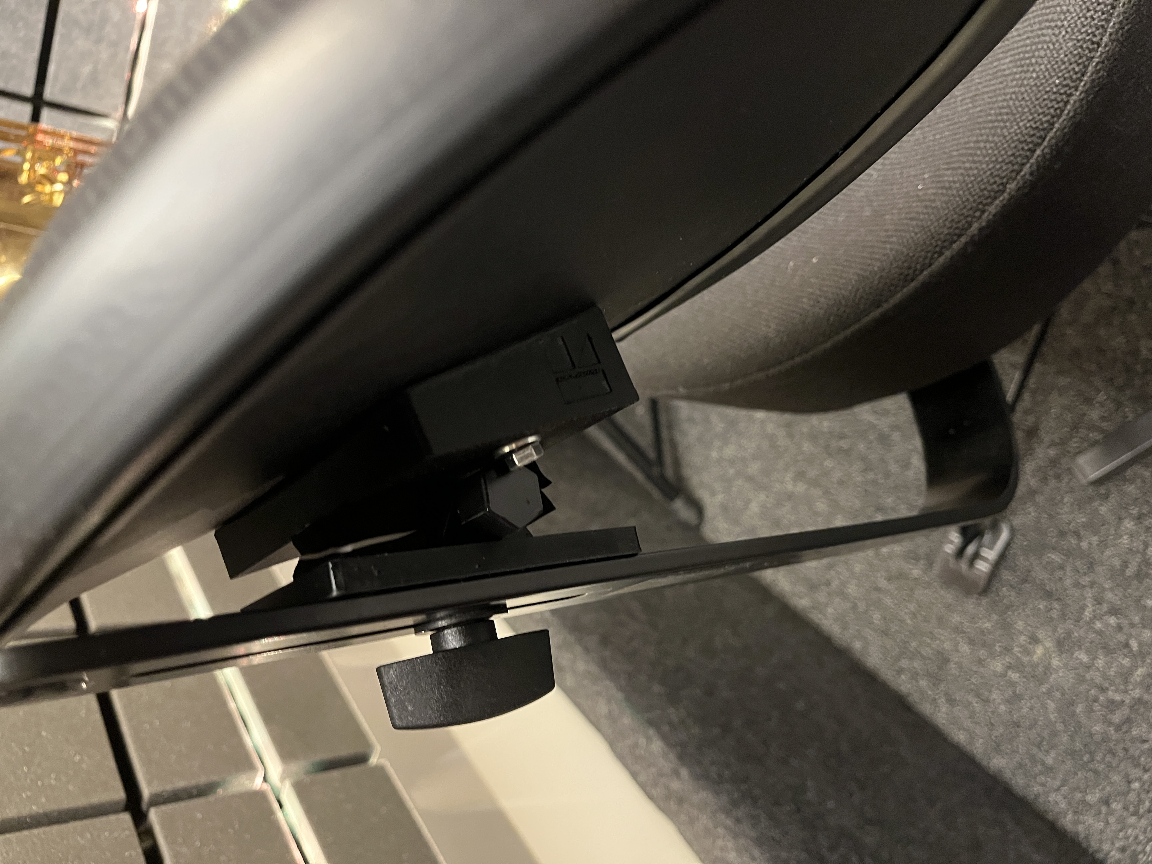 Flexible backrest for K&M Drum Throne (and similar seats)