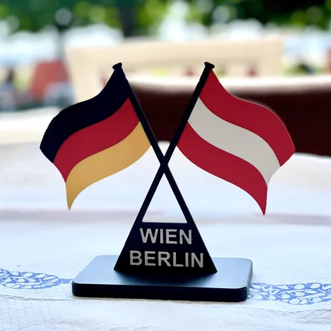 Fahnen Freundschaft Wien Berlin