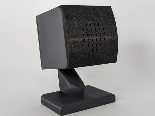 Desktop speaker