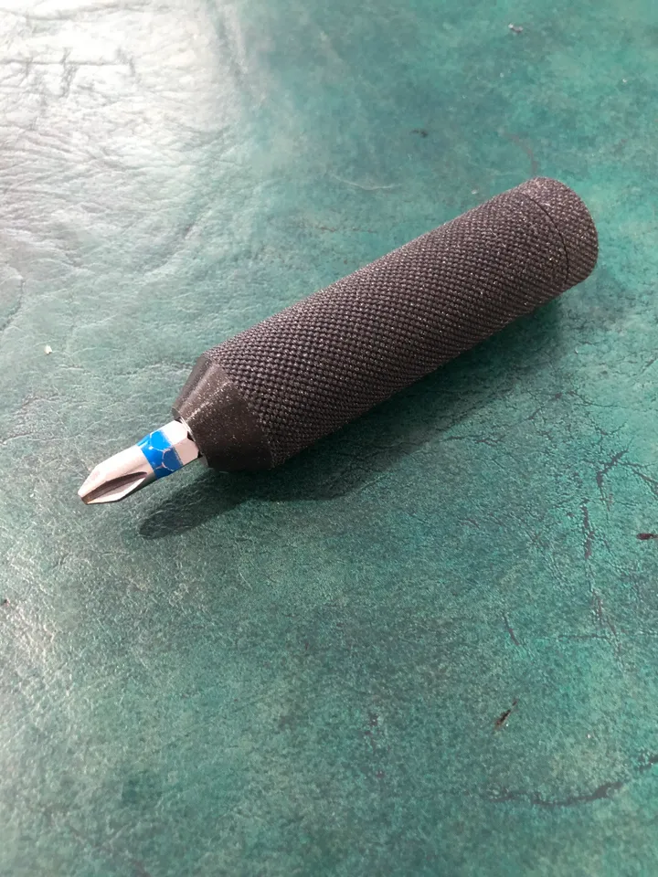 EDC Bit driver V2 by Cheesus | Download free STL model | Printables.com