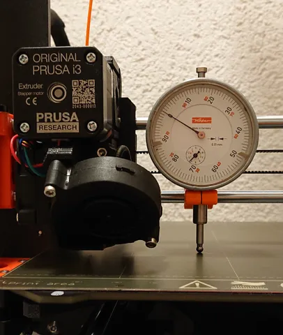 X-Achse Messuhr Halter (x-axis dial indicator holder) zum Abtasten / Kalibrierung der Betthöhe