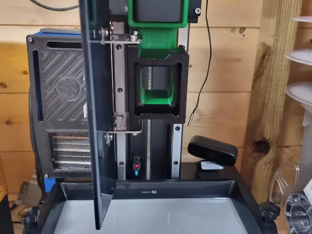 Phrozen Mighty 8k drip bracket