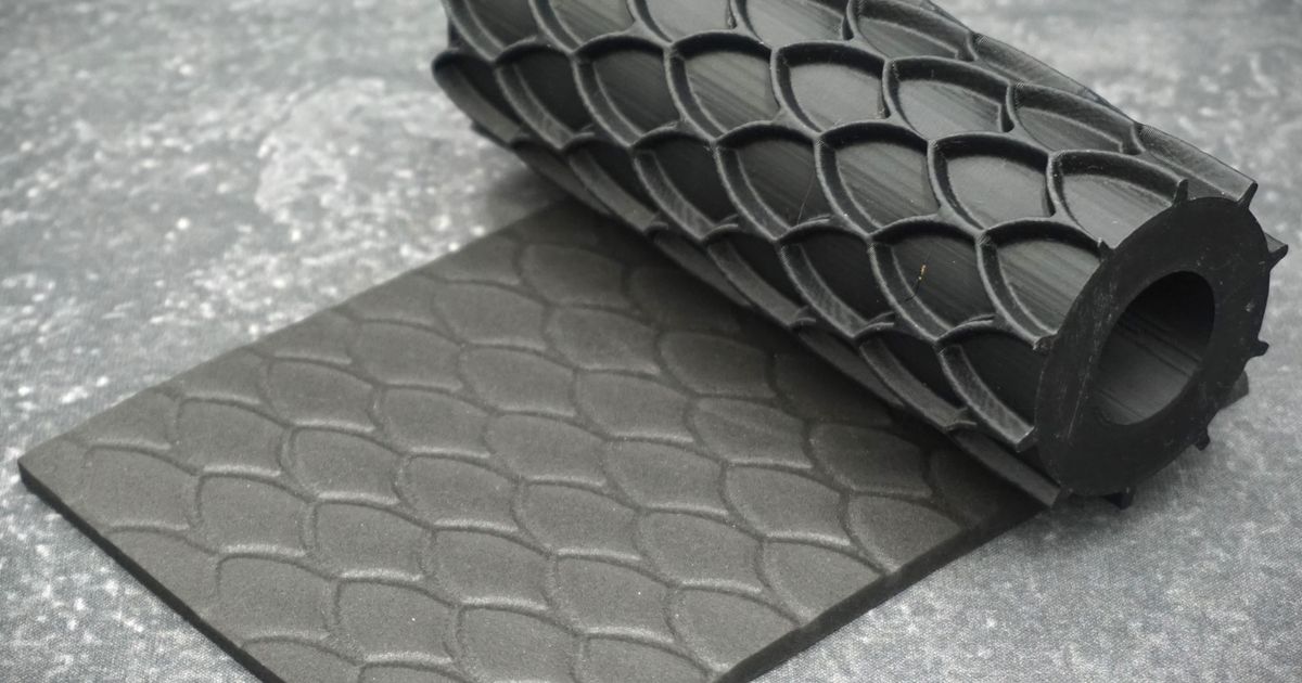 Textured Roll With Big Scale Pattern by Preischl 3D | Download free STL ...