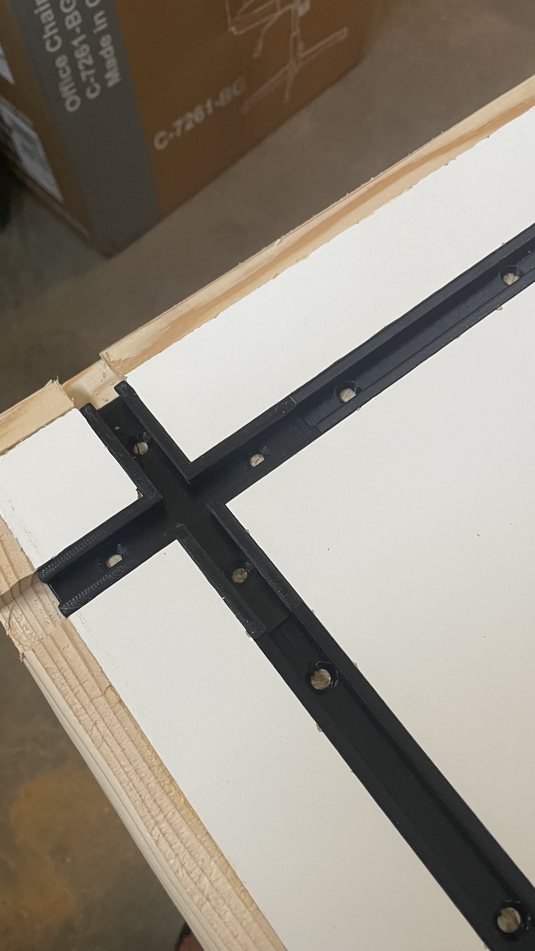 T Track with Intersection