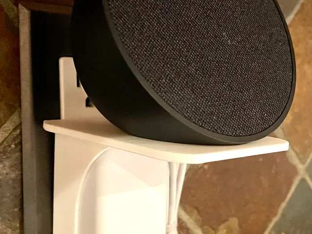 Echo Pop outlet mount