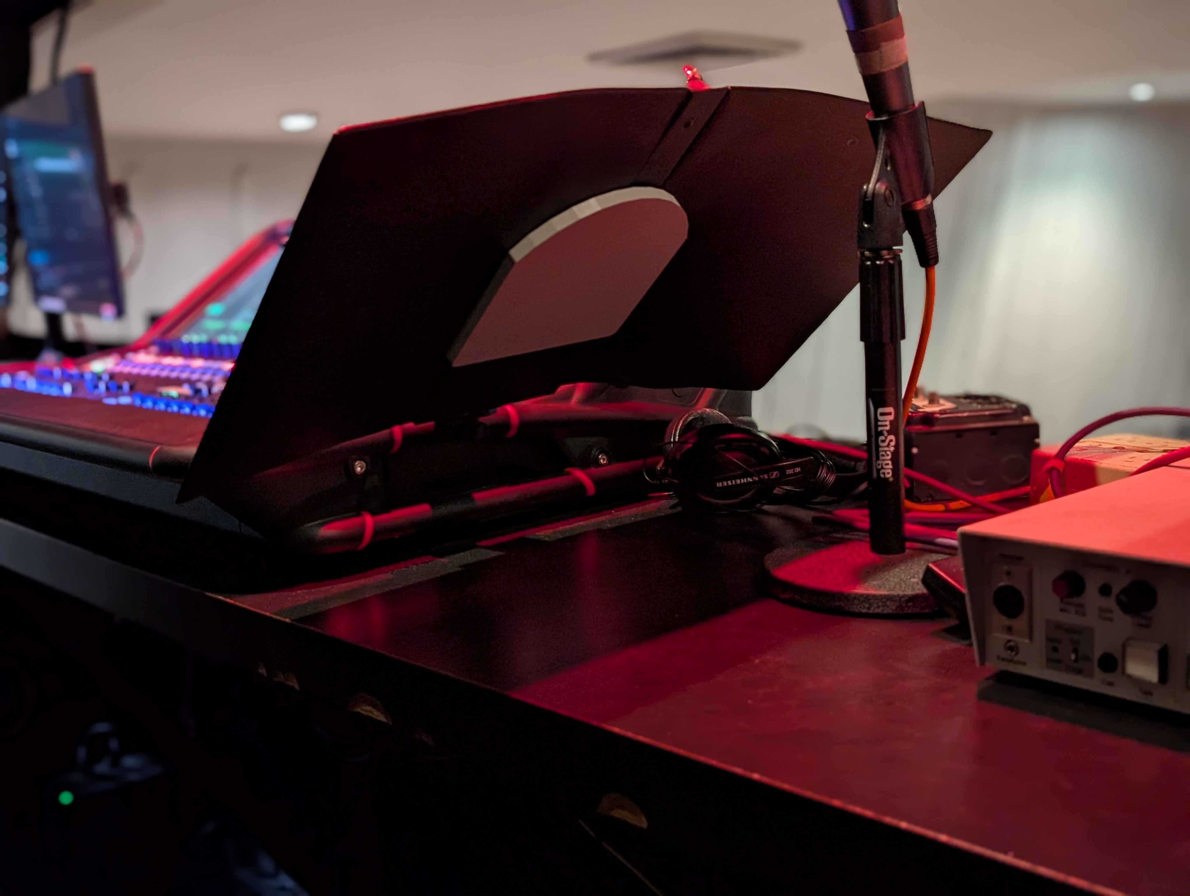 Allen and Heath Avantis Tablet Bracket Extender