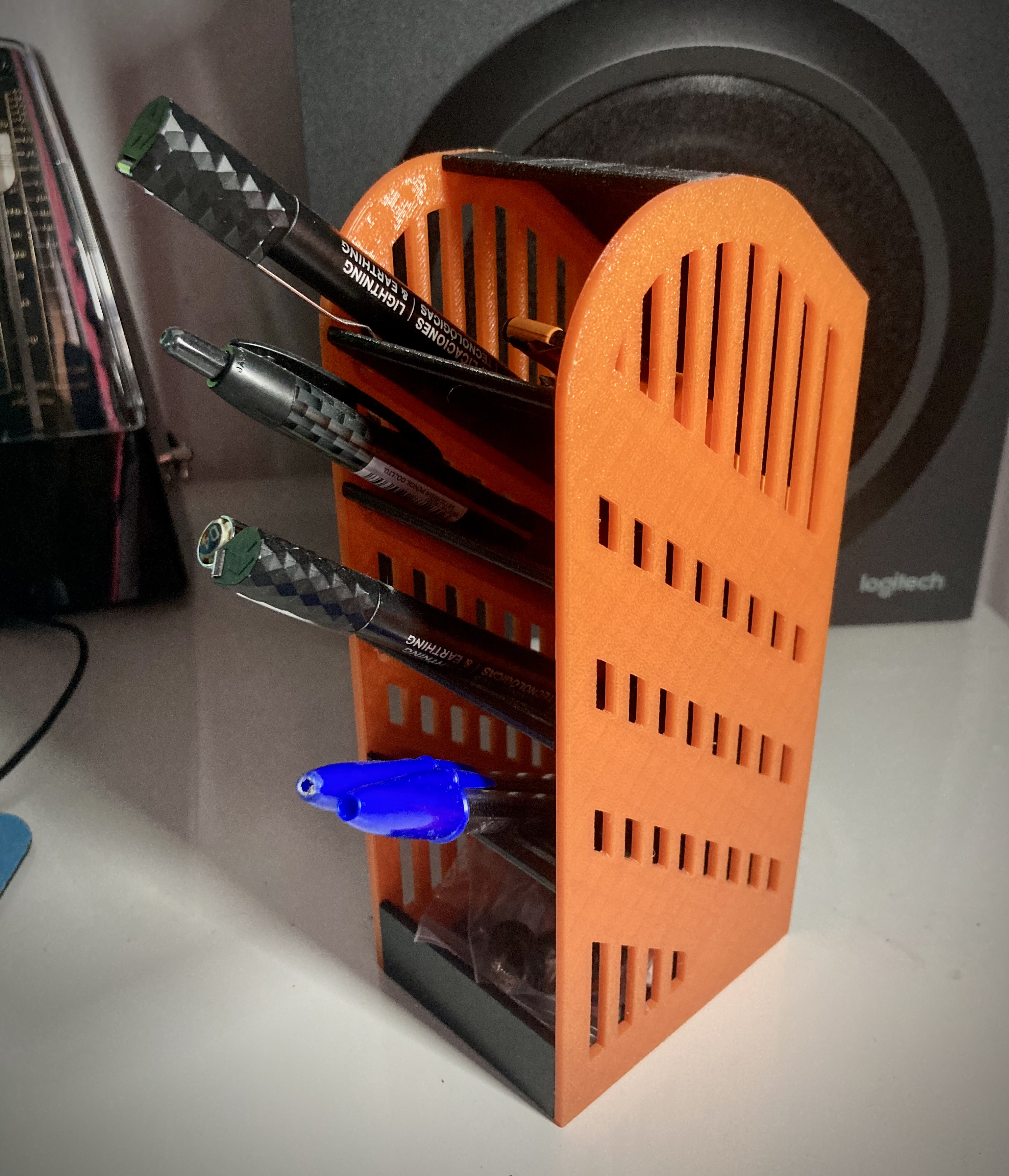 Pen Holder