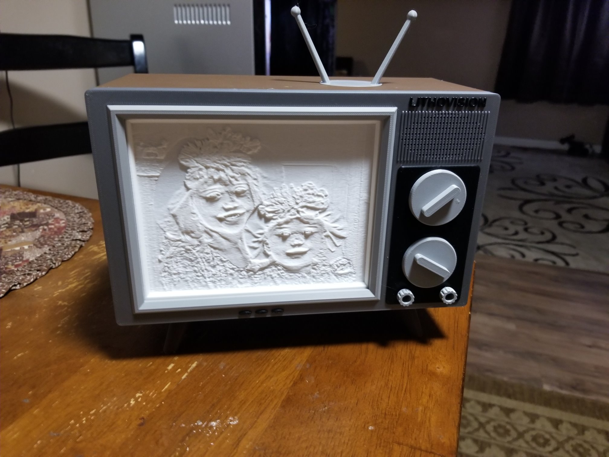 RETRO TUBE TV LITHOPHANE BOX by Big Dog 3D Creations | Download free STL  model | Printables.com