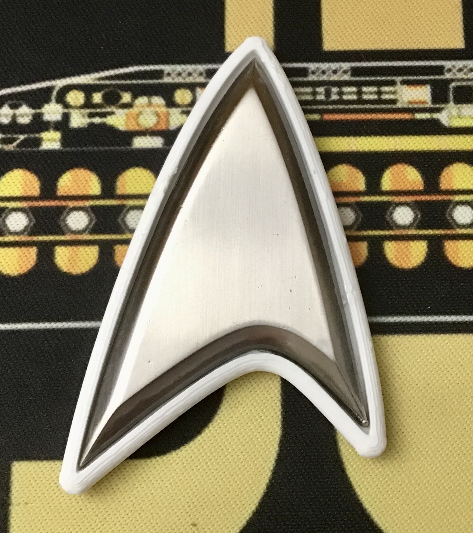 frame-for-fansets-star-trek-lower-decks-badge-by-lambtor-download