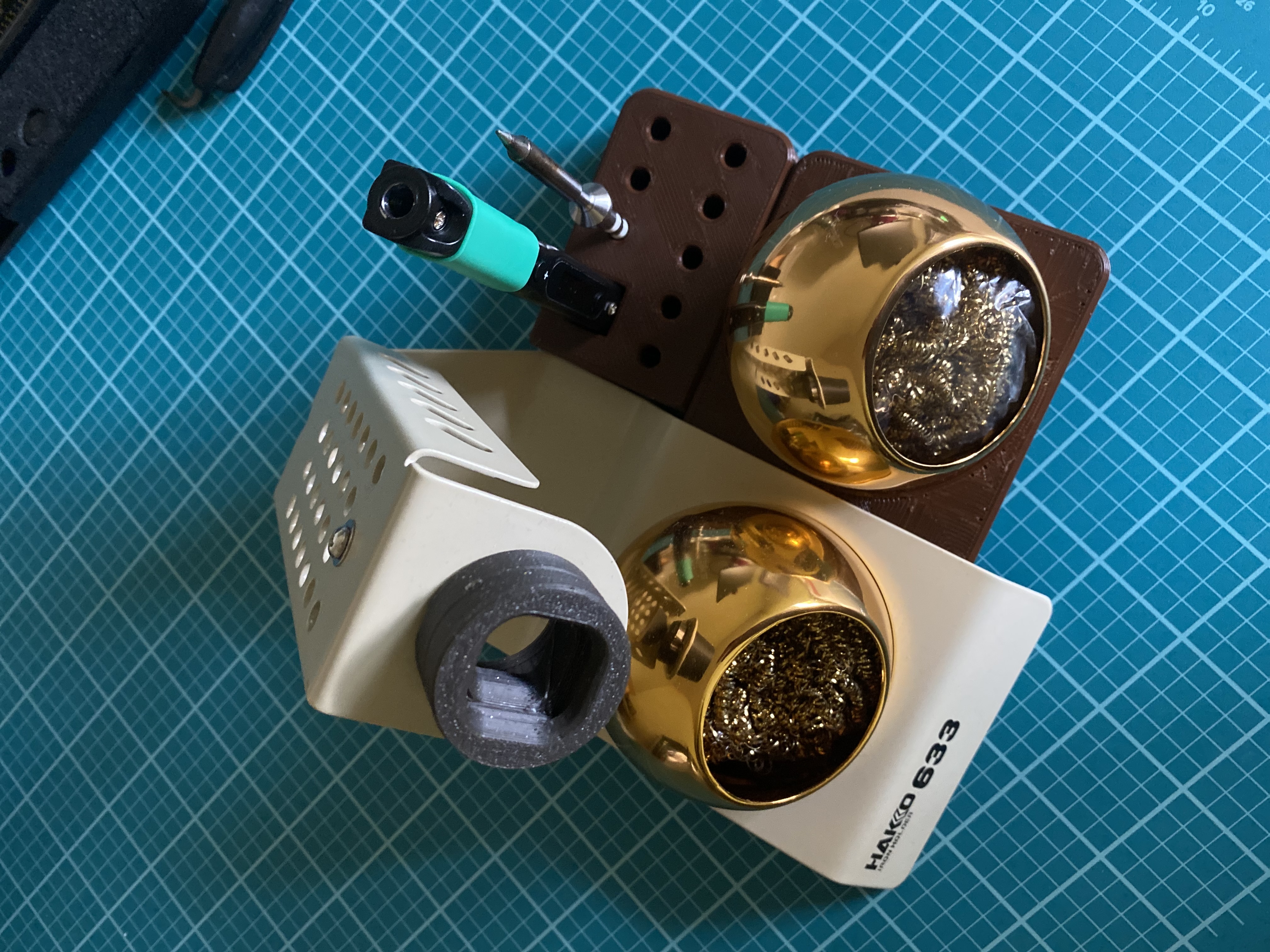 Hakko 533 Soldering Station for Pinecil