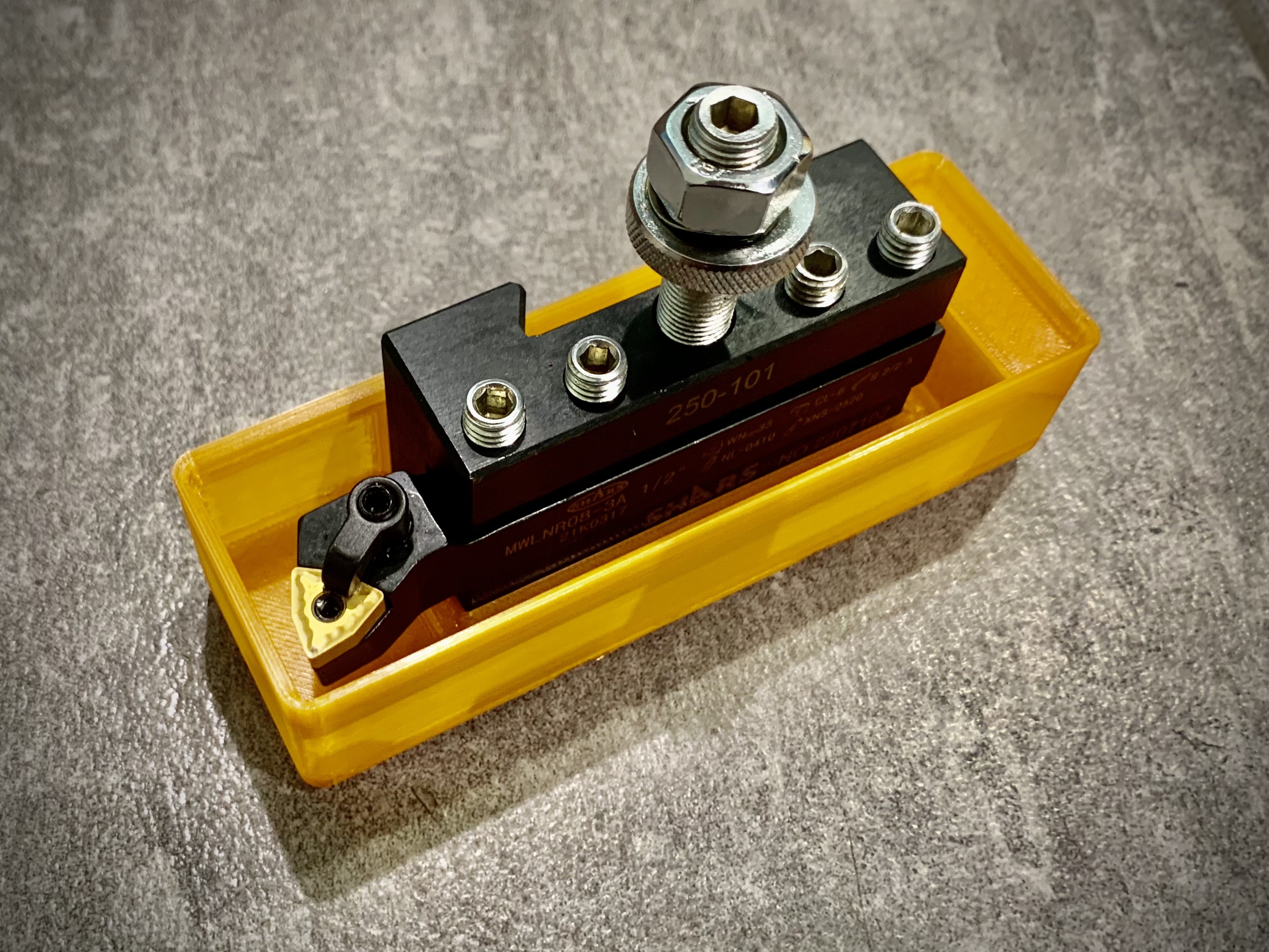 Gridfinity AXA Lathe Toolholder 1x3x4 by flo_underscore Download free