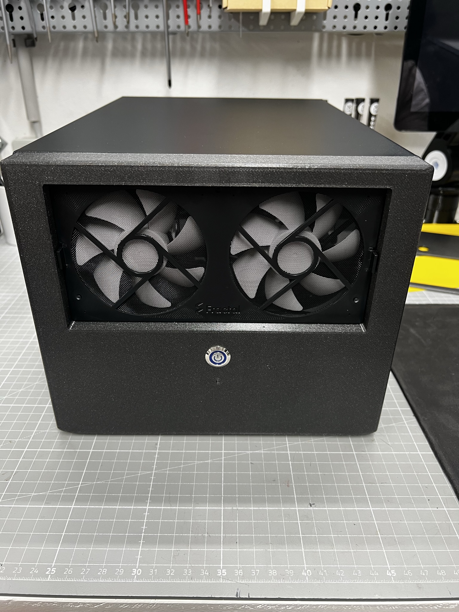 Fractal Node 304 better cooling front cover Mod