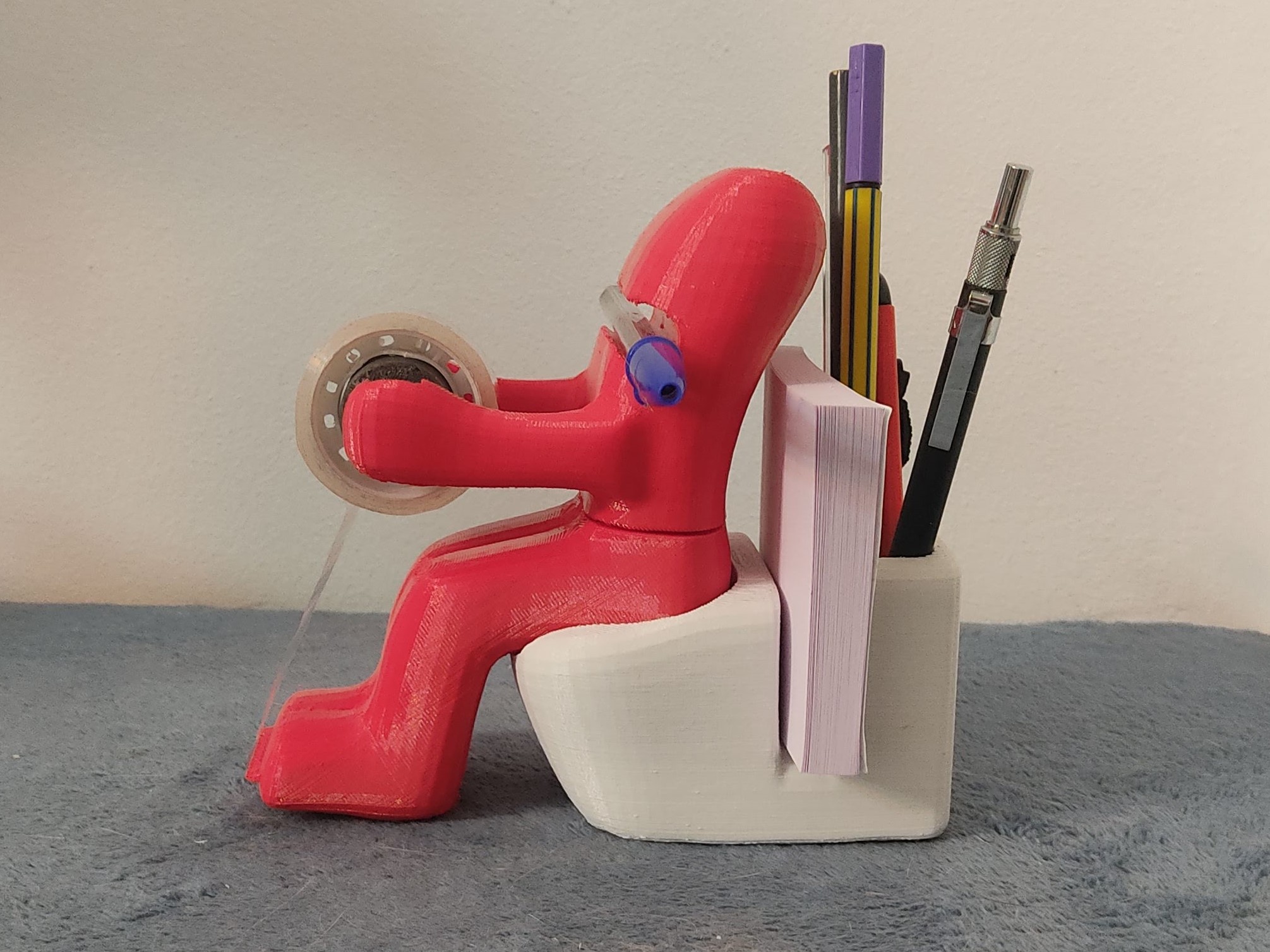 Office toilet organizer
