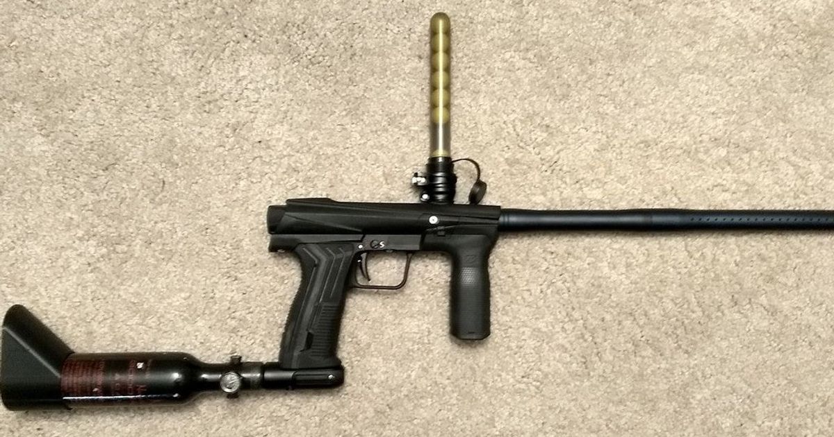 Paintball 10 round tube feed neck adaptor by Beaver Download free STL