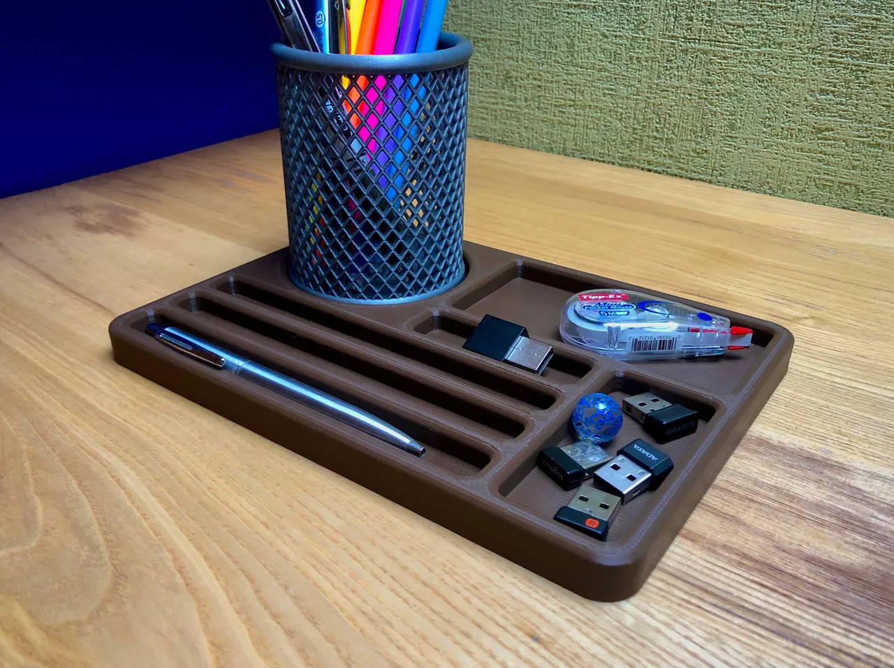 Journal Pen Holder by kmbs - Thingiverse