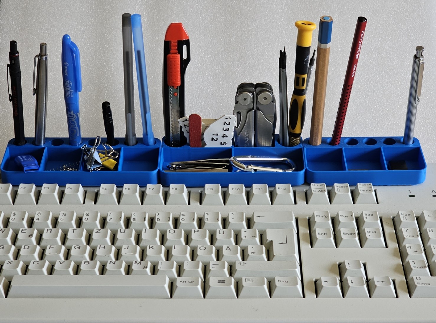Keyboard organizer parametric by rainer backes download free stl
