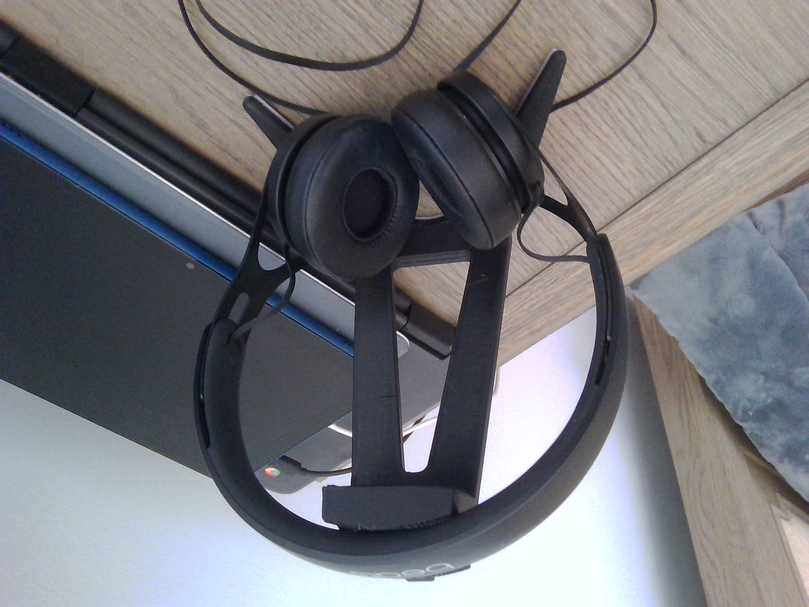 Headphone Stand