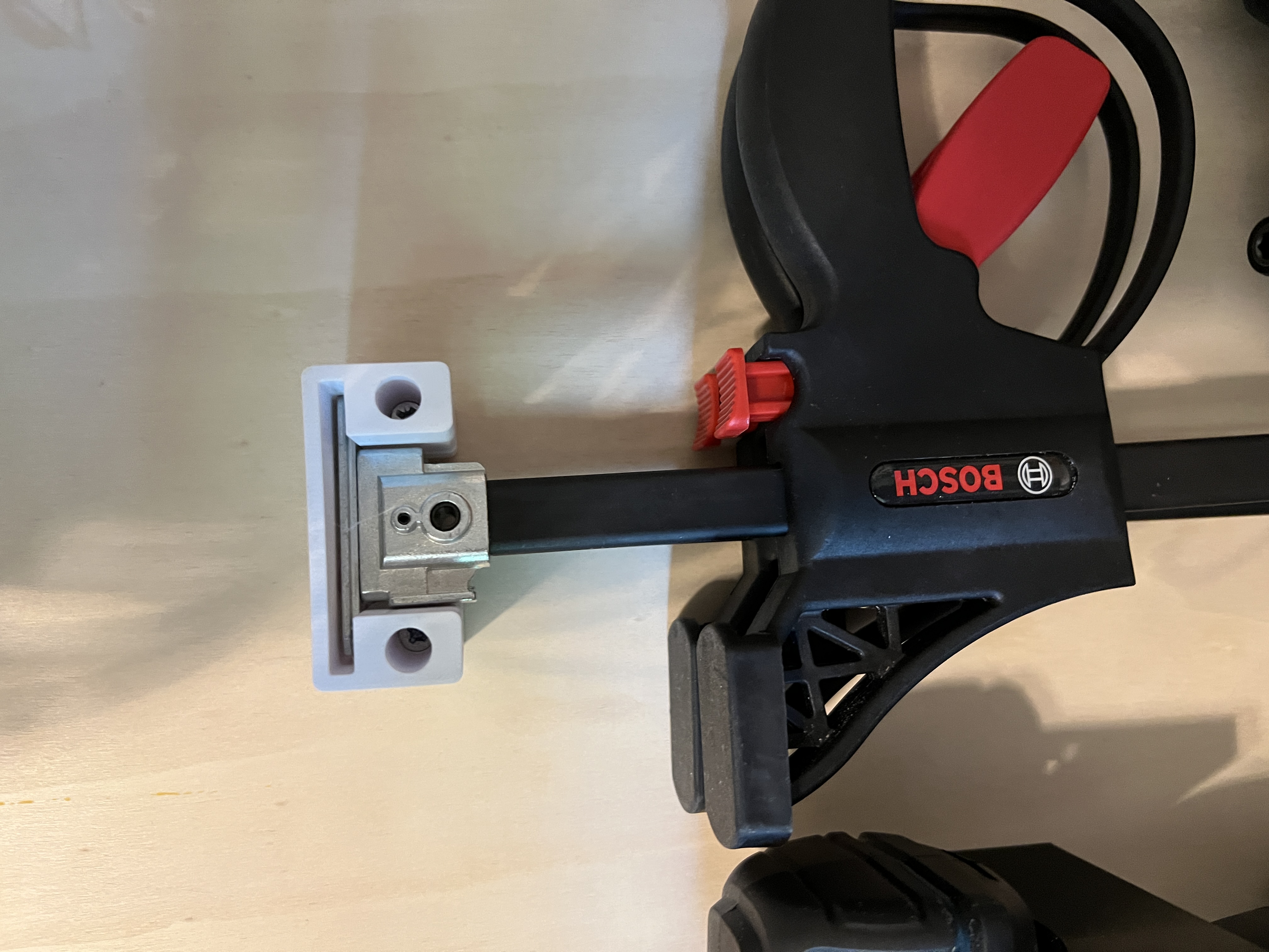 Bosch FSN screw clamp wall mount