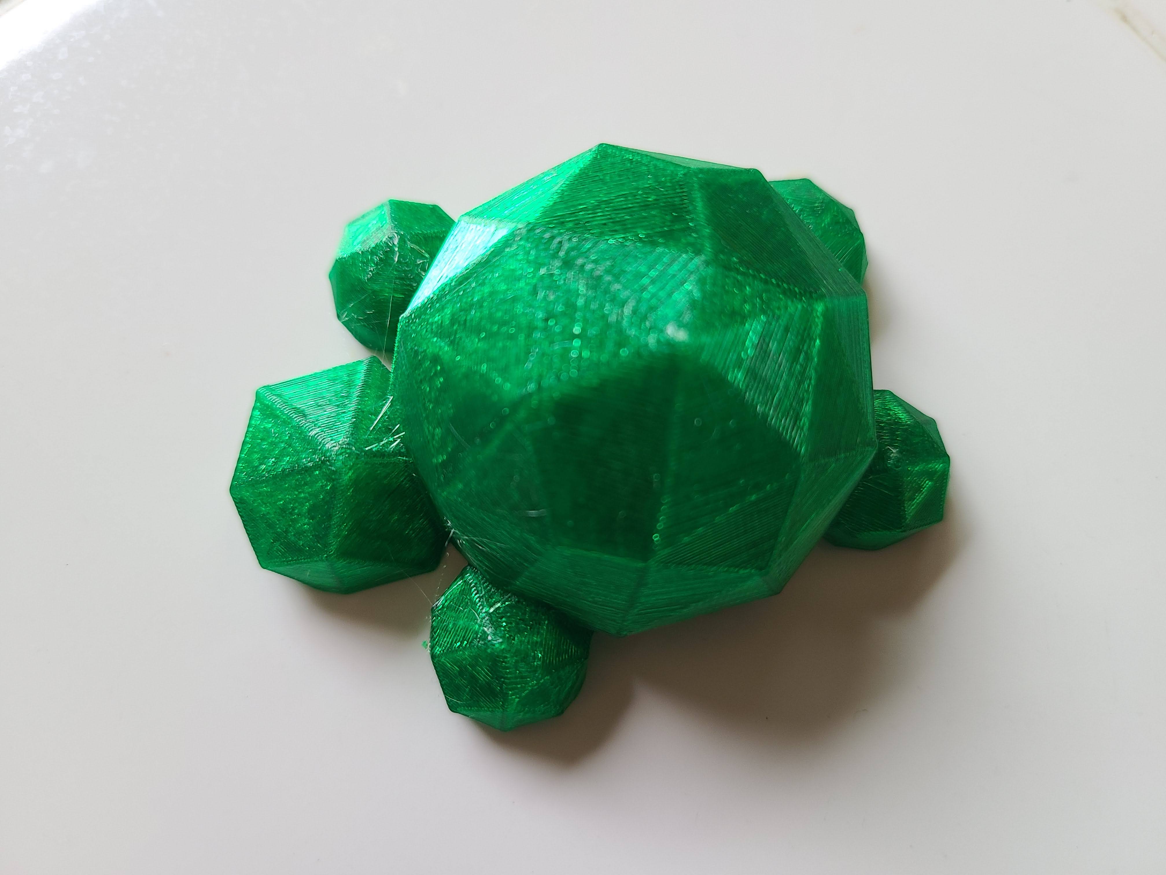 Miniatura 2 do modelo 3D Low-poly turtle diving into Printables!