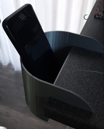 Miniatura 5 do modelo 3D Desk Trash Bin clamp