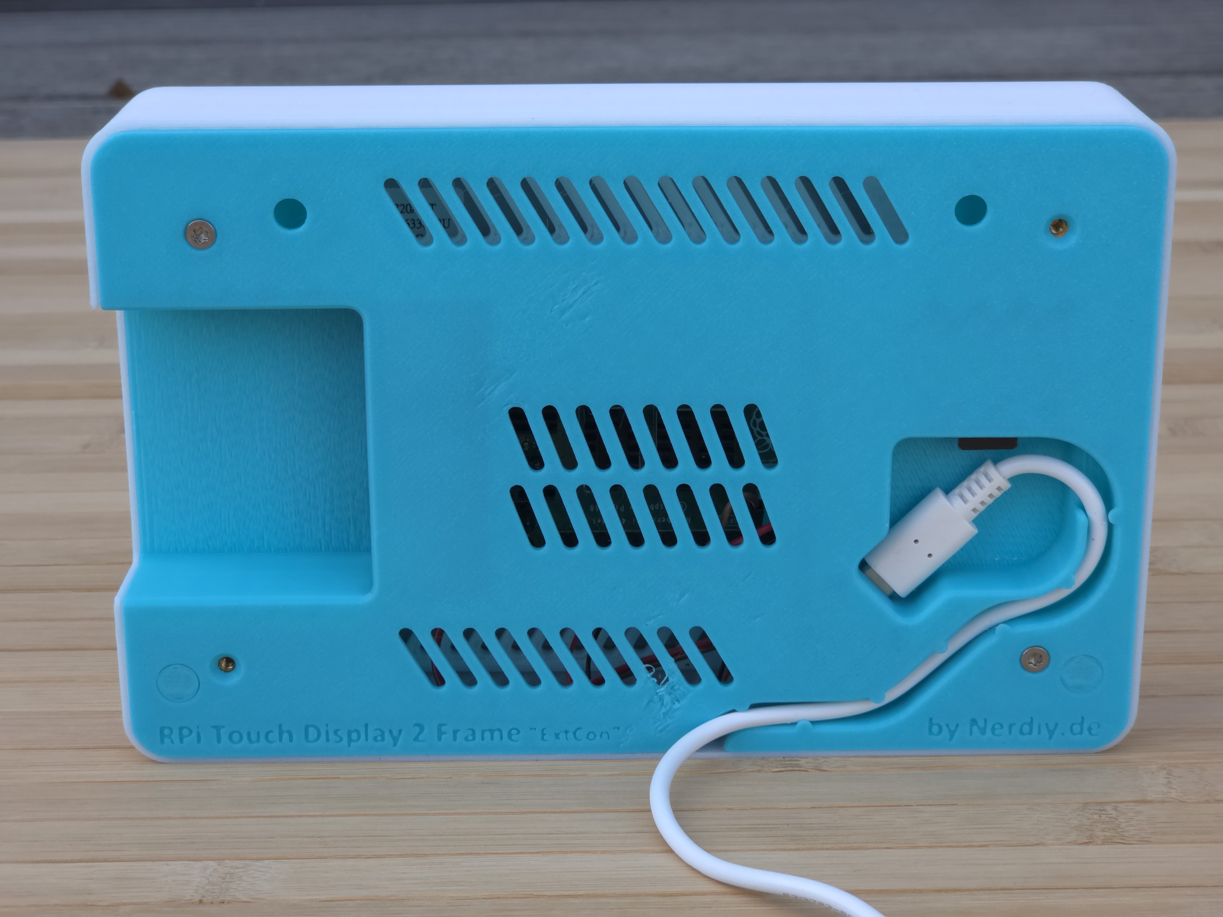 Raspberry Pi5/4 & Addon Lid for 7" TouchDisplay 2 Housings with external connectors