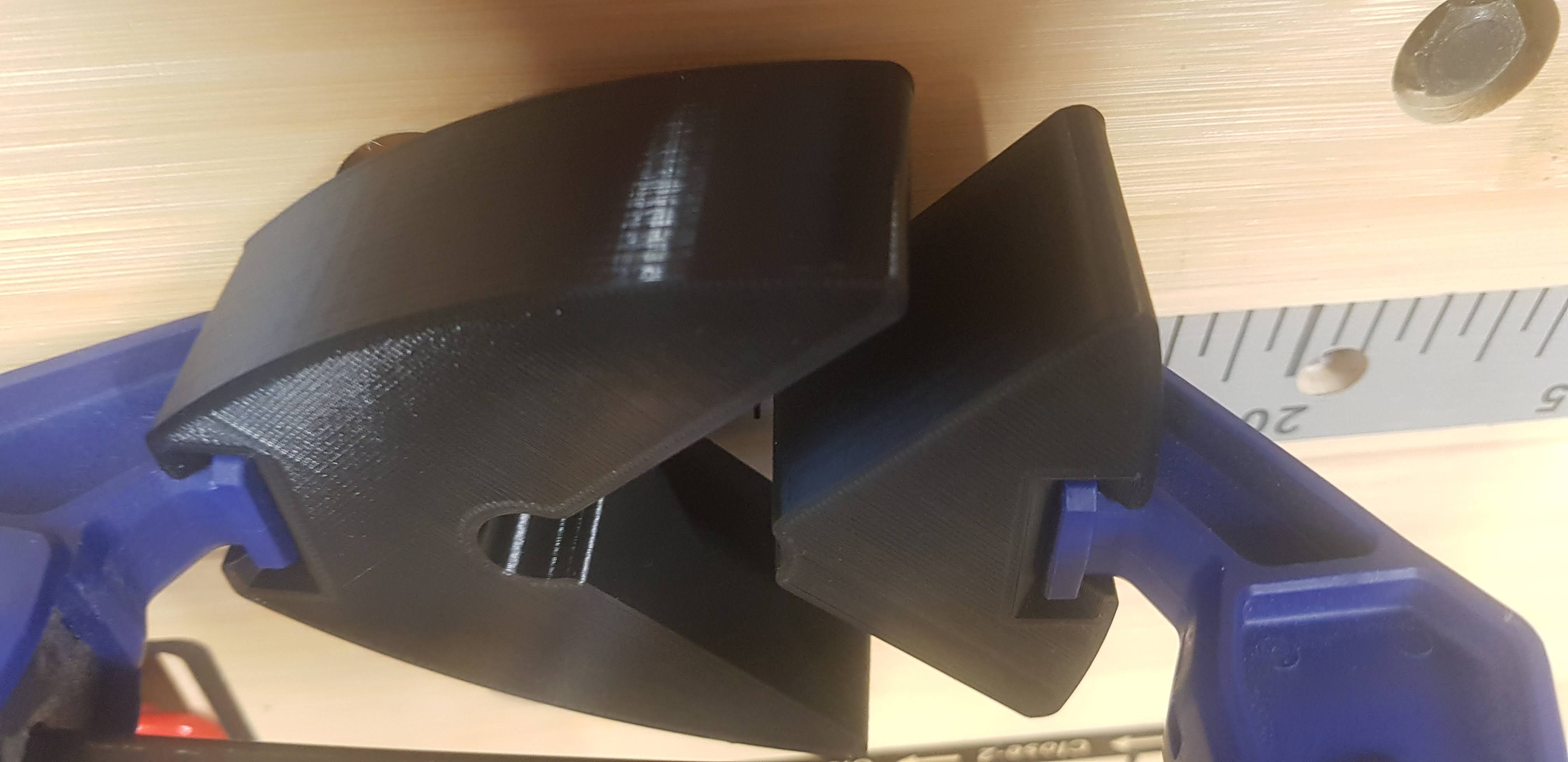 Irwin QuickGrip clamp adapter for 90deg frame corners by Boer13