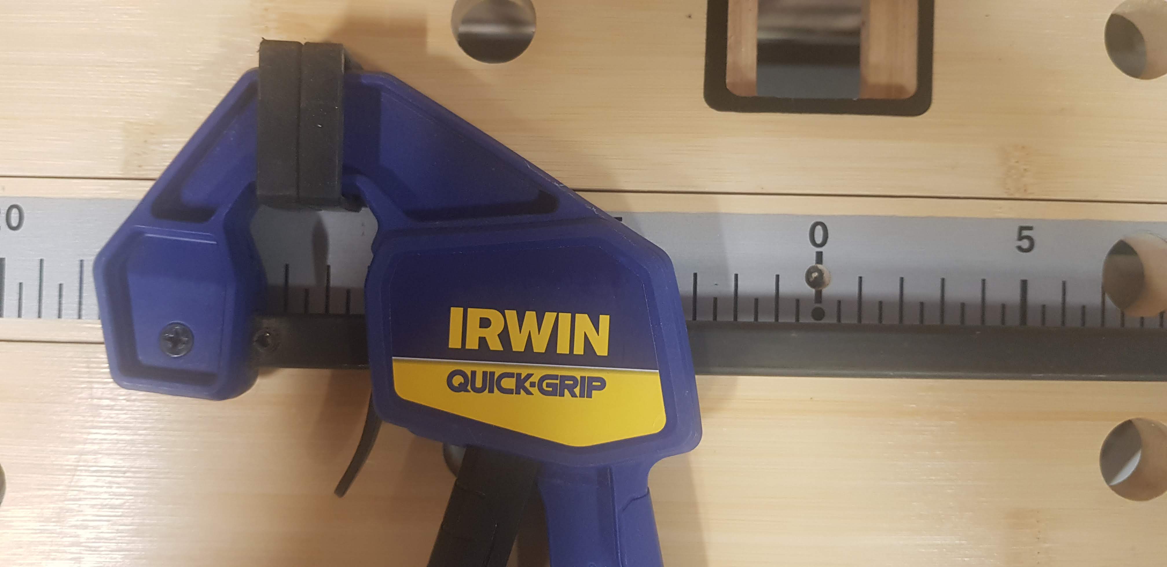Irwin QuickGrip clamp adapter for 90deg frame corners by Boer13