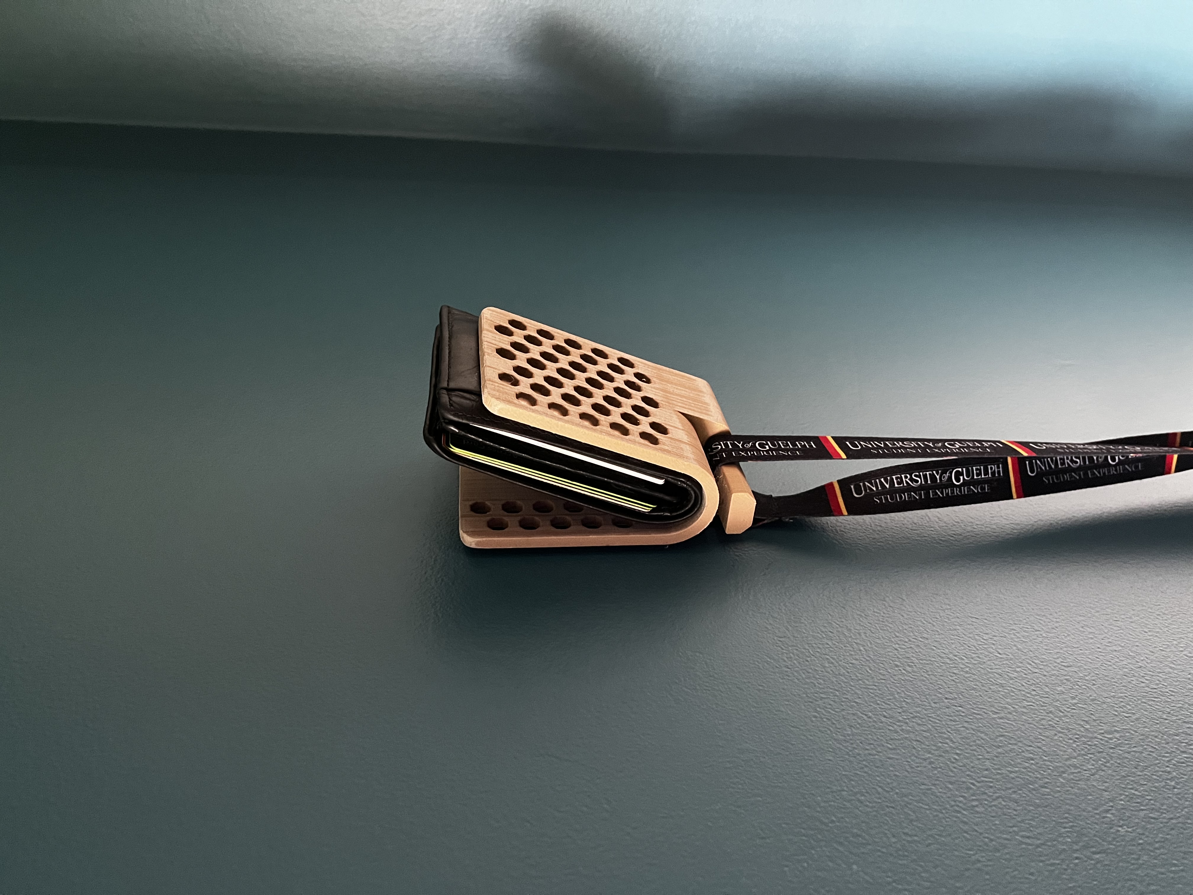 Wallet and keys wall hanger