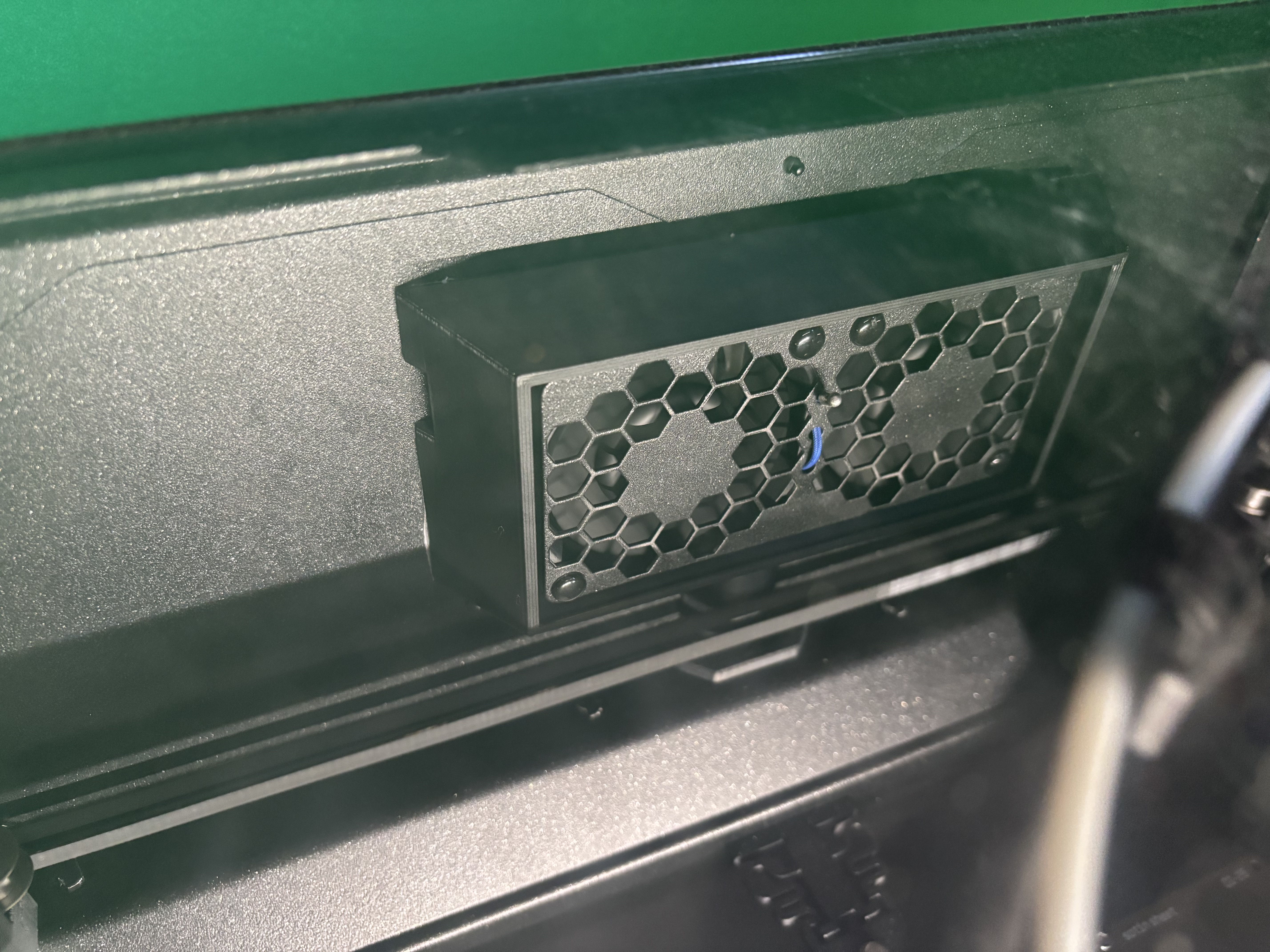 Fan Catch Guard - Core One L