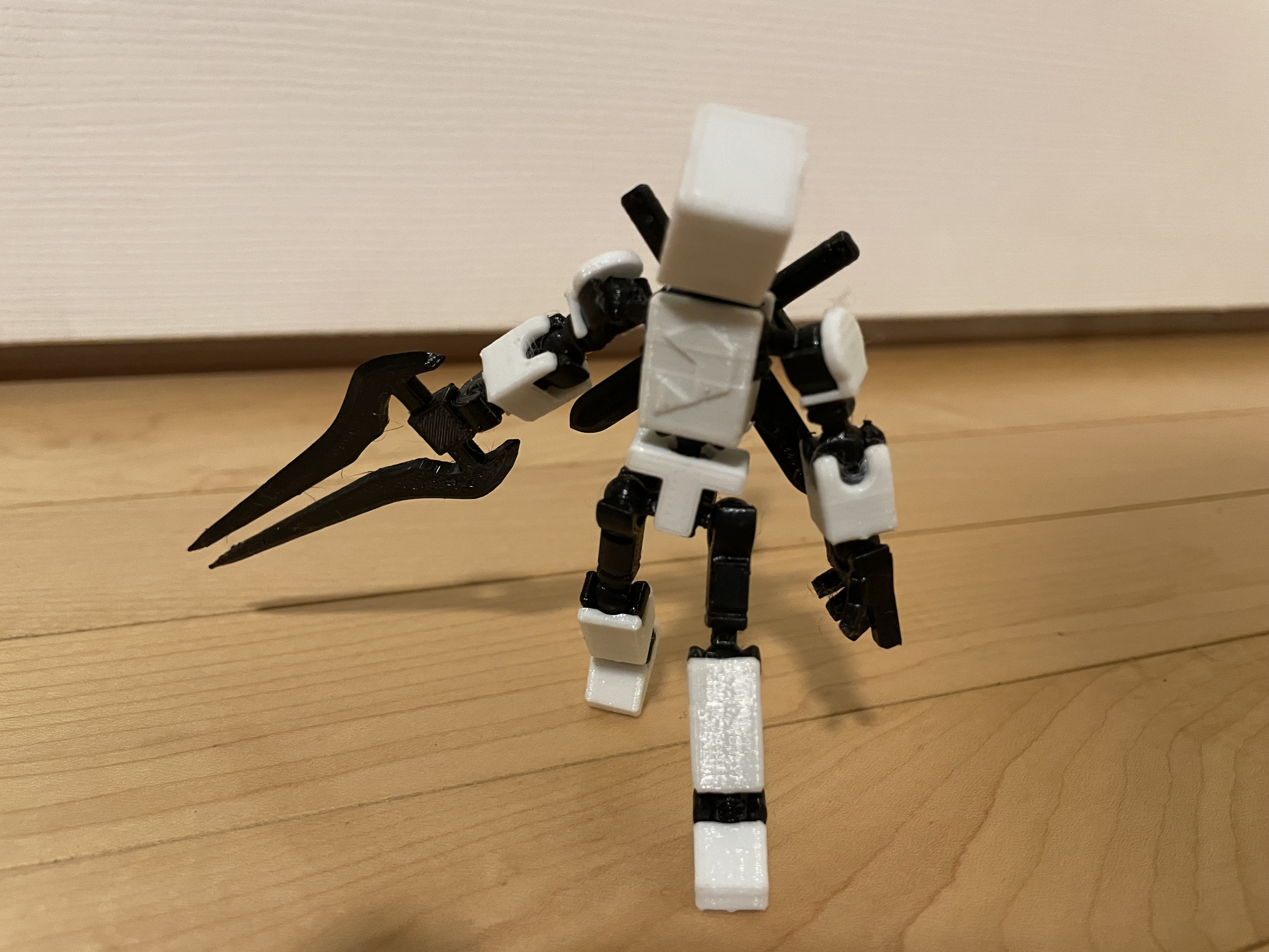 Halo Energy Sword for Mini 13 (Connected to Arm)