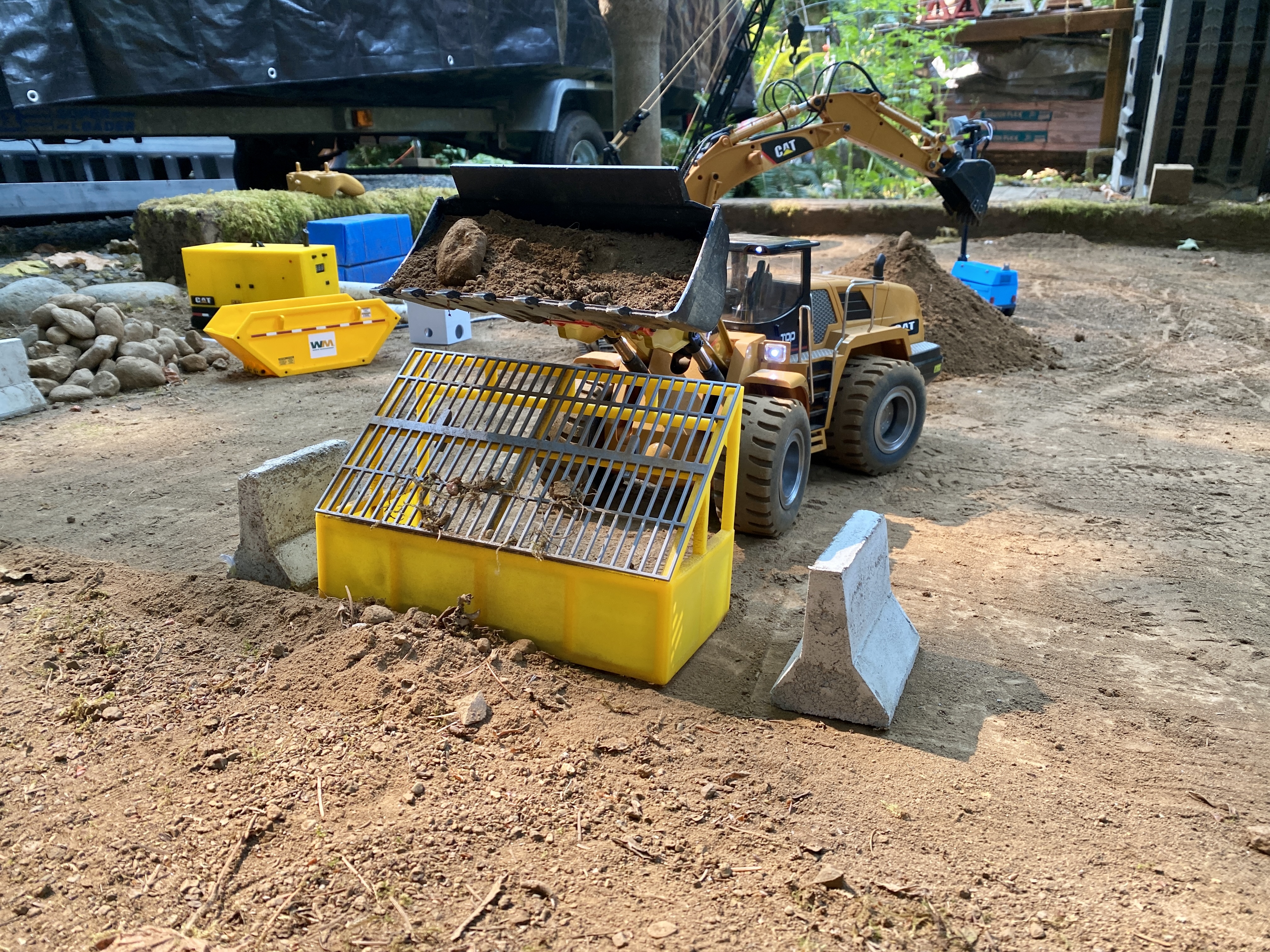 1/16th Scale Construction Site Rock Sifter