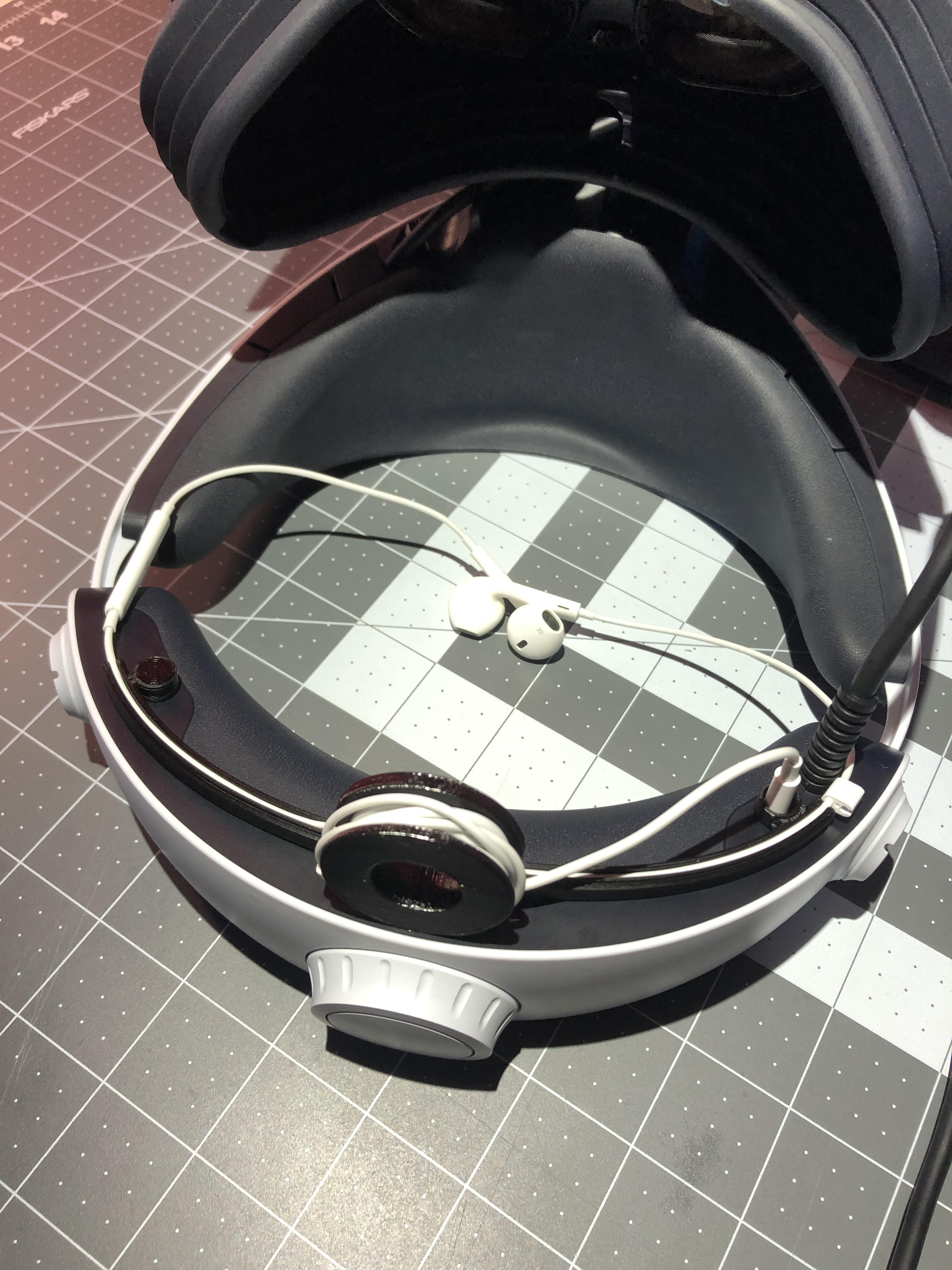 PSVR2 earbud adapter remix — miniatura 3